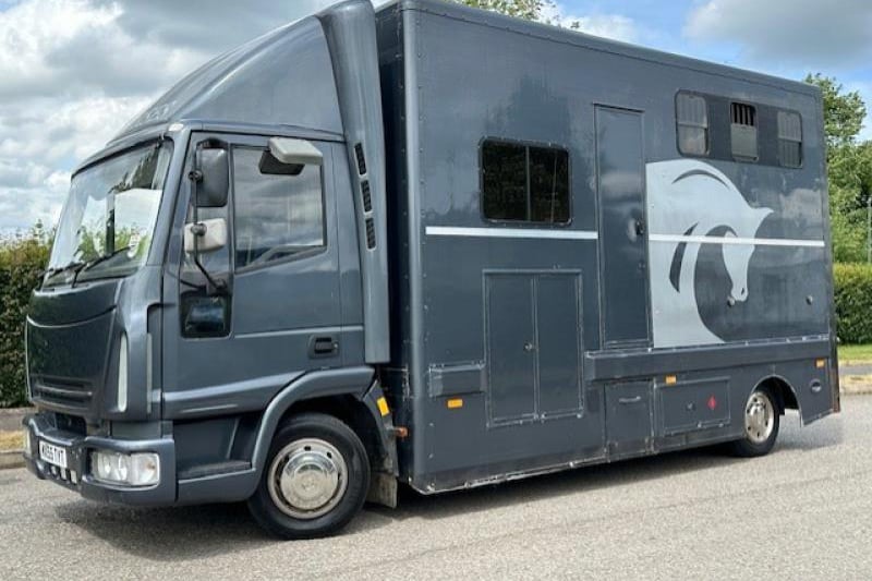 Compact 7.5 Ton by Peper Harrow Horseboxes