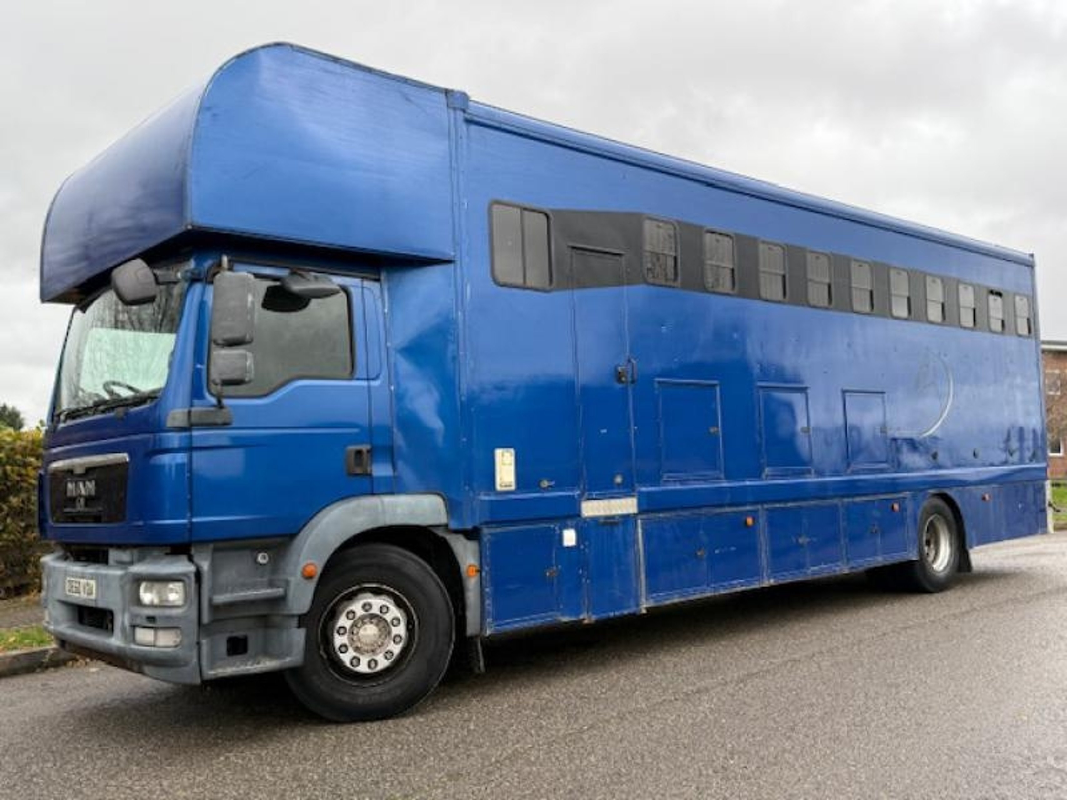 18t Automatic MAN TGL by Hayling Truck Island - image 14 of 14