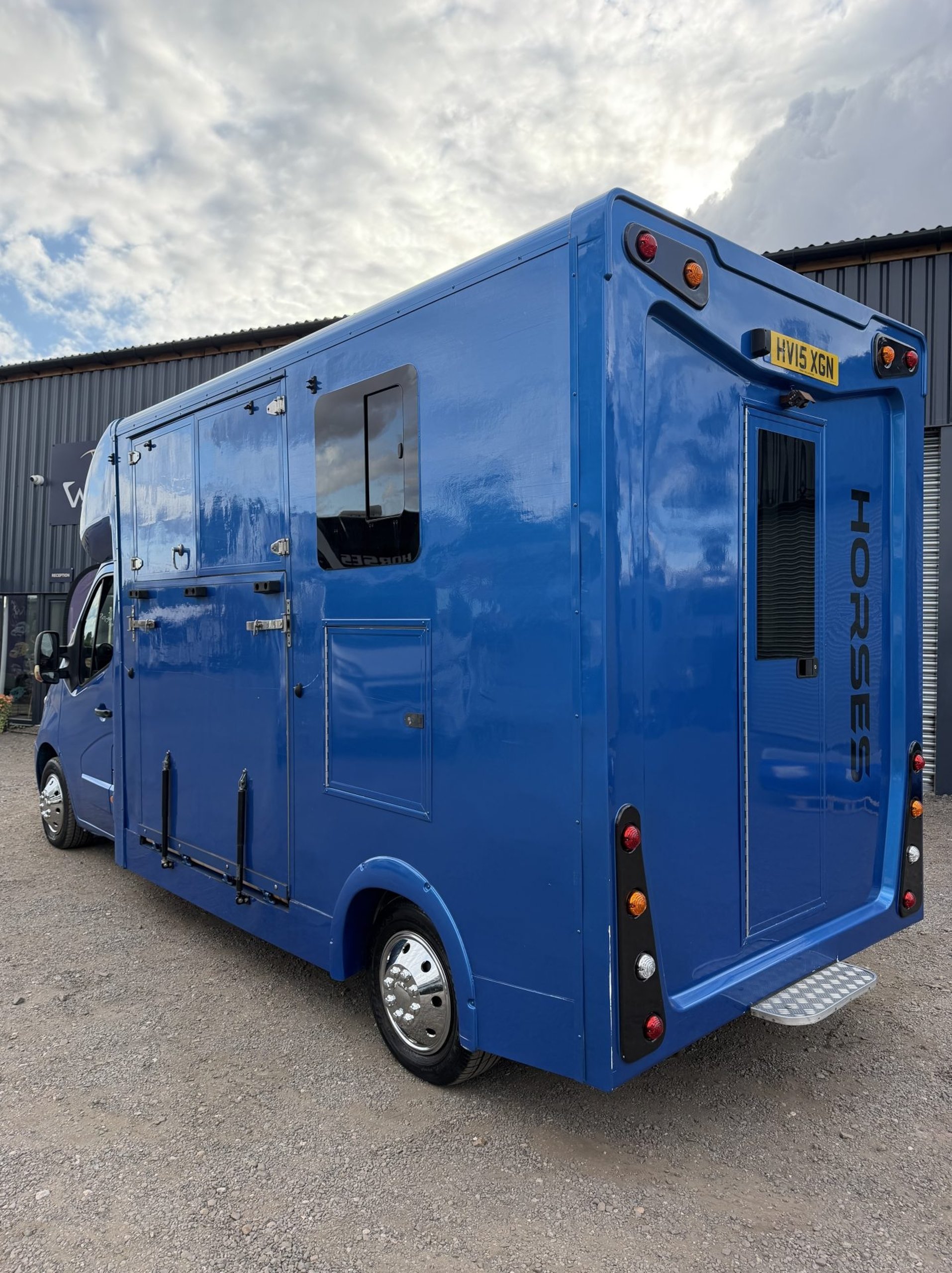 3.5t Renault Master by Cross Country - image 4 of 18