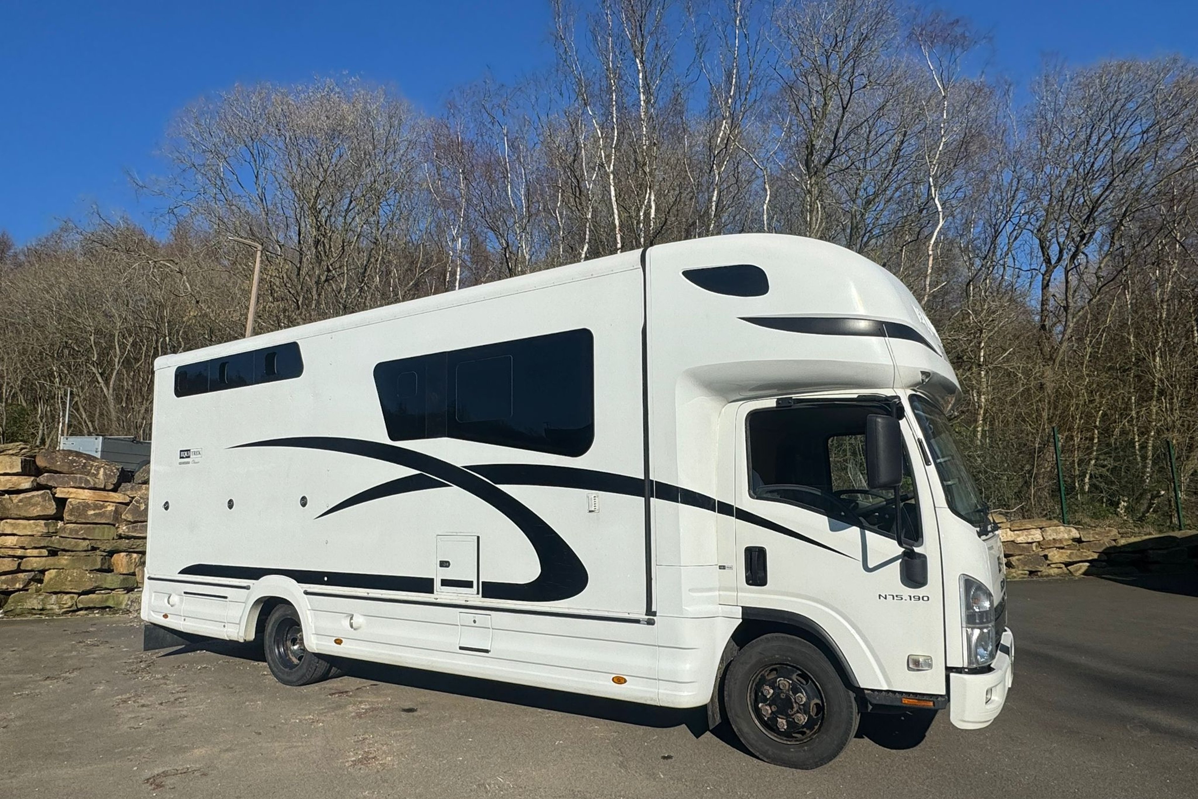 7.5t Equi-Trek Endeavour Elite - Isuzu