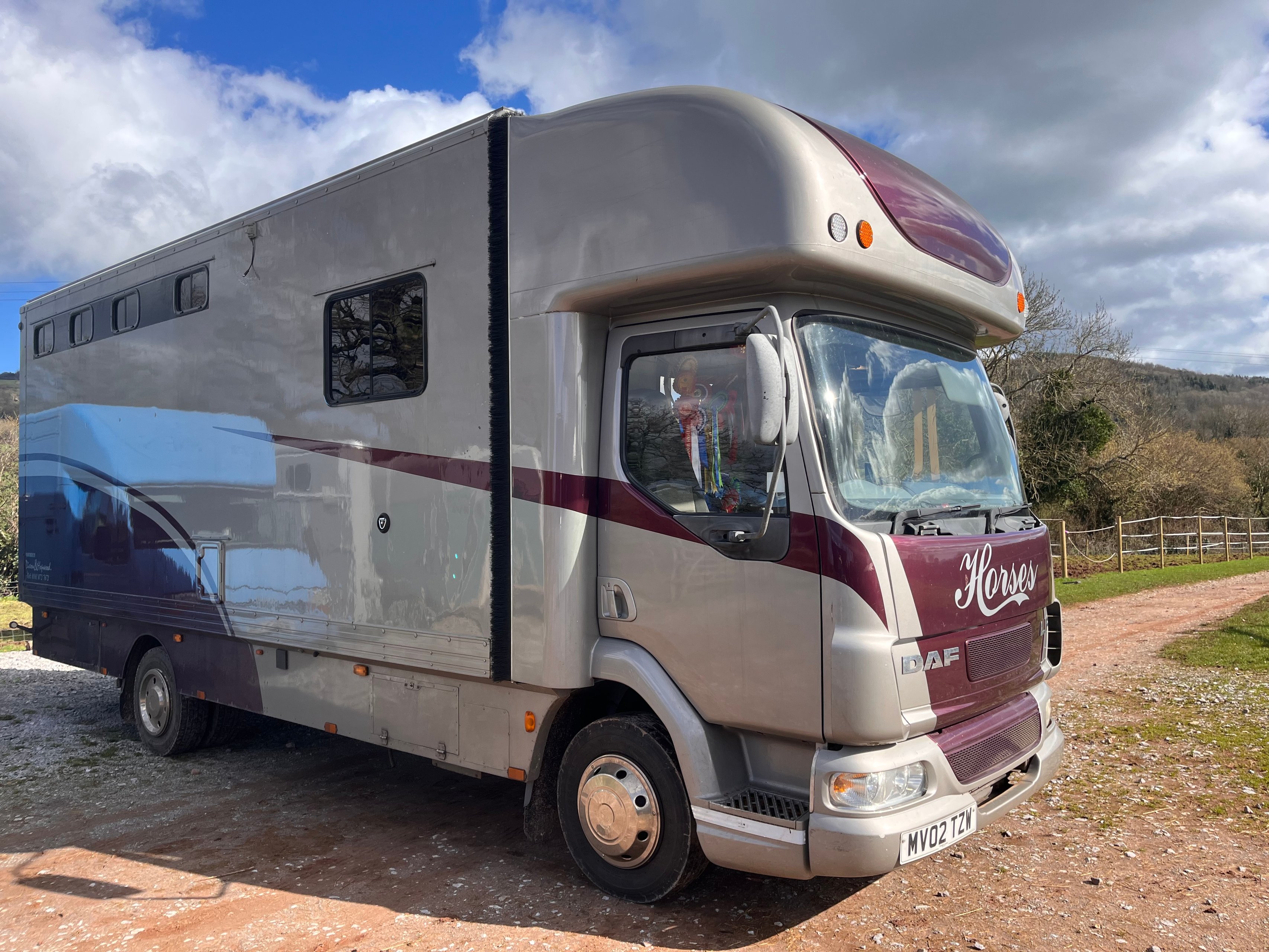 7.5T Horsebox – Long MOT – Ready to Go! - image 1 of 1