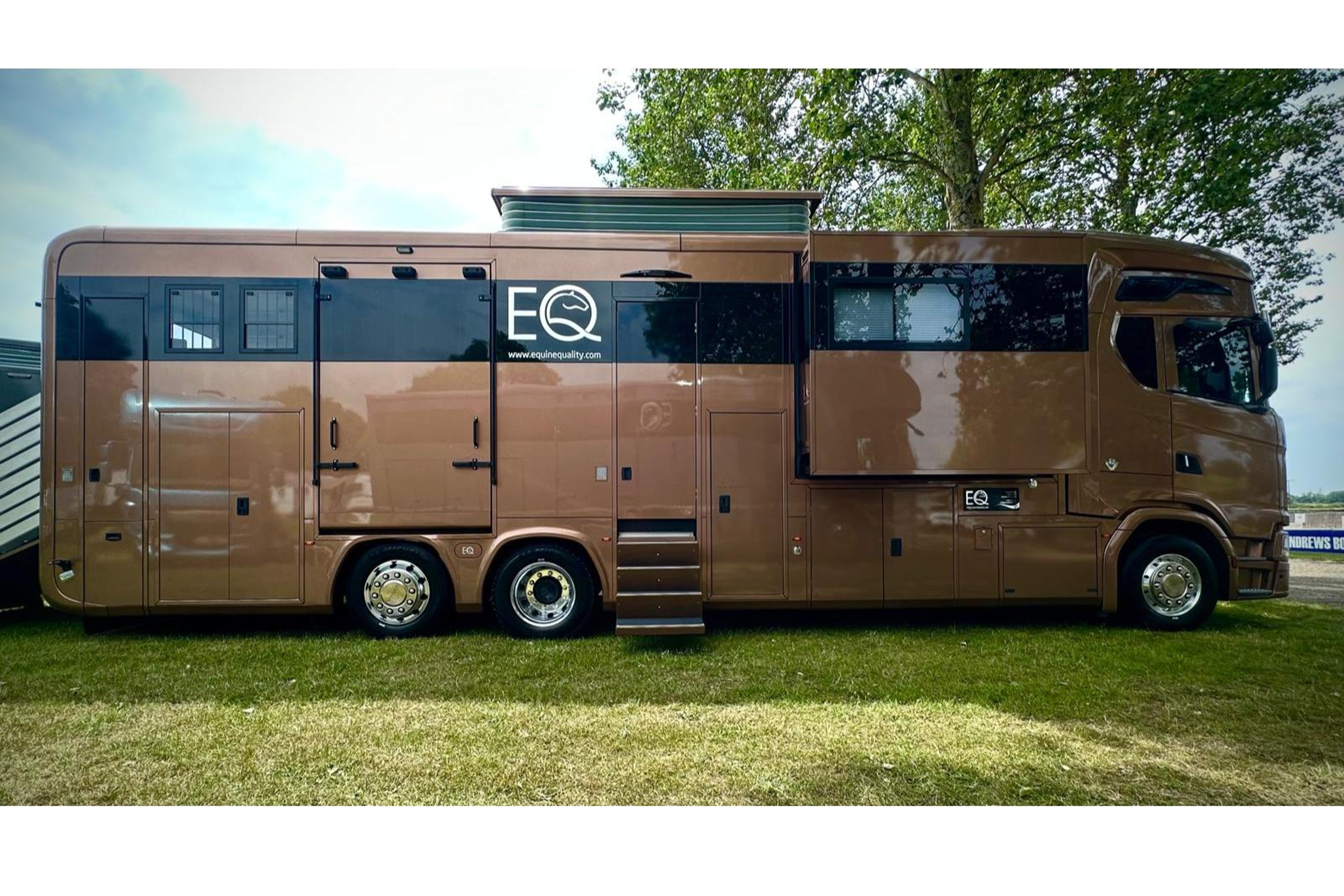 New Build 26t EQ Built Scania Horsebox