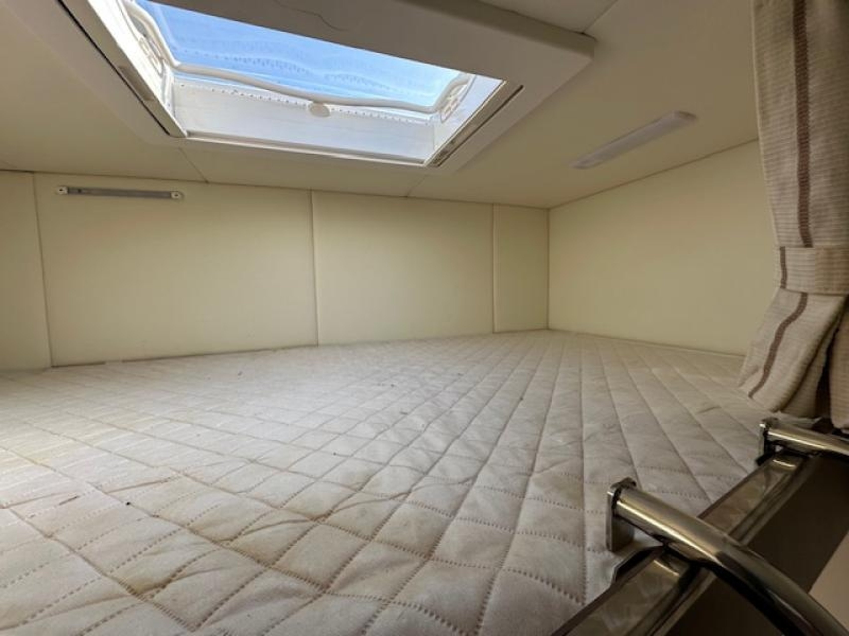 2017 Scania P250 - 18T "Prince" by Sovereign Coach Builders - image 12 of 12