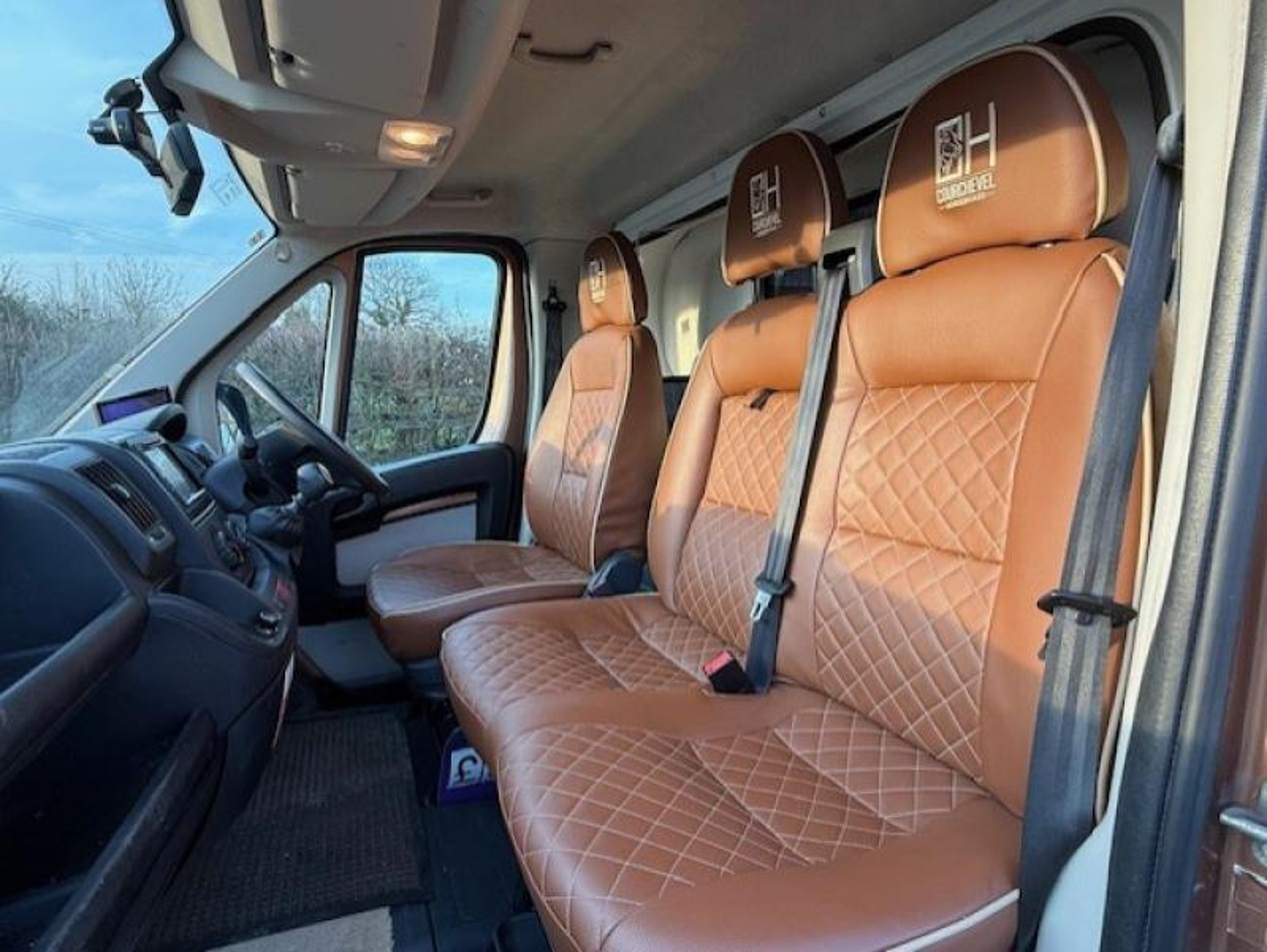5t Peugeot Boxer by Courchevel - image 3 of 15