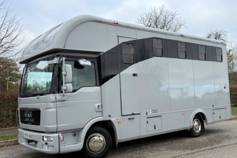 7.5T MAN TGL - Stalled for Four & Sleeps Two