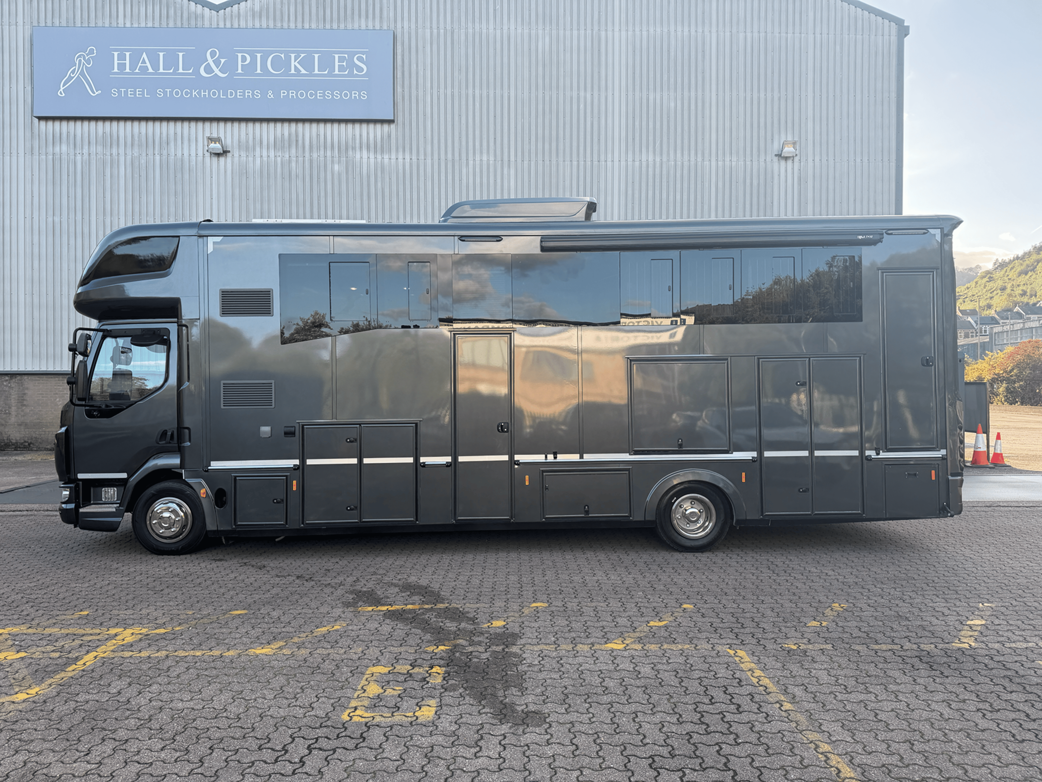 12t DAF LF 210 | Four Horse | 5/6 Berth | 2024 Build - image 2 of 18