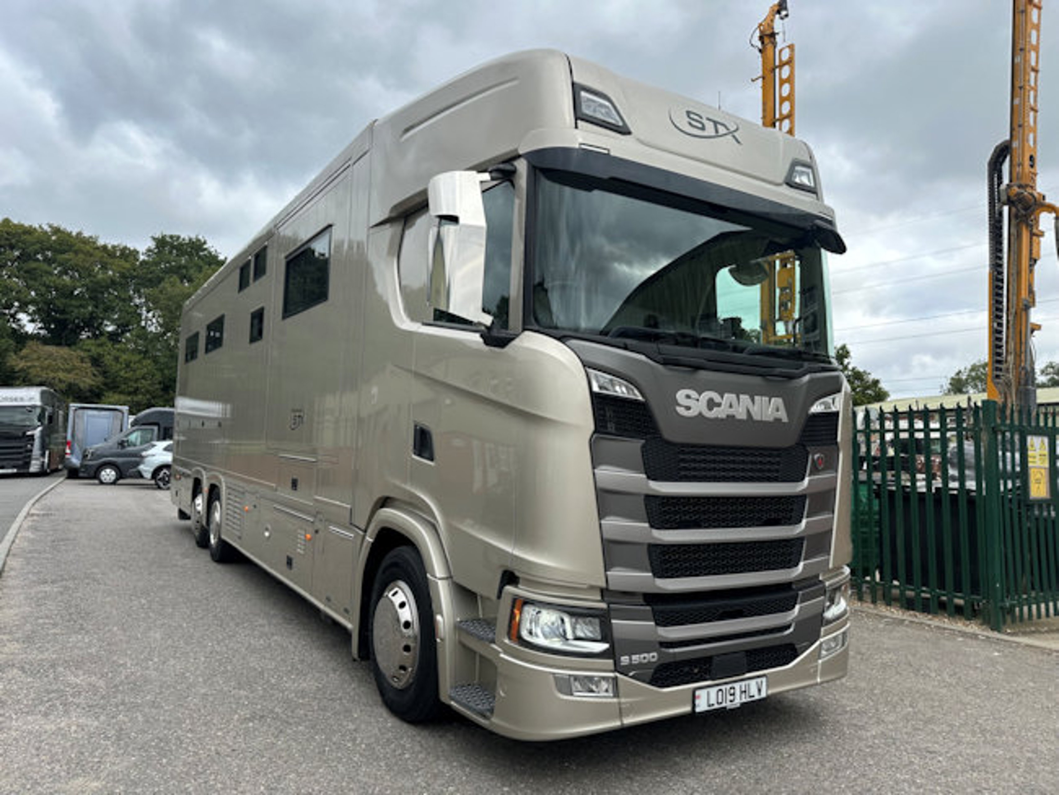 Used 26T STX - Excellent Condition Throughout - image 1 of 1