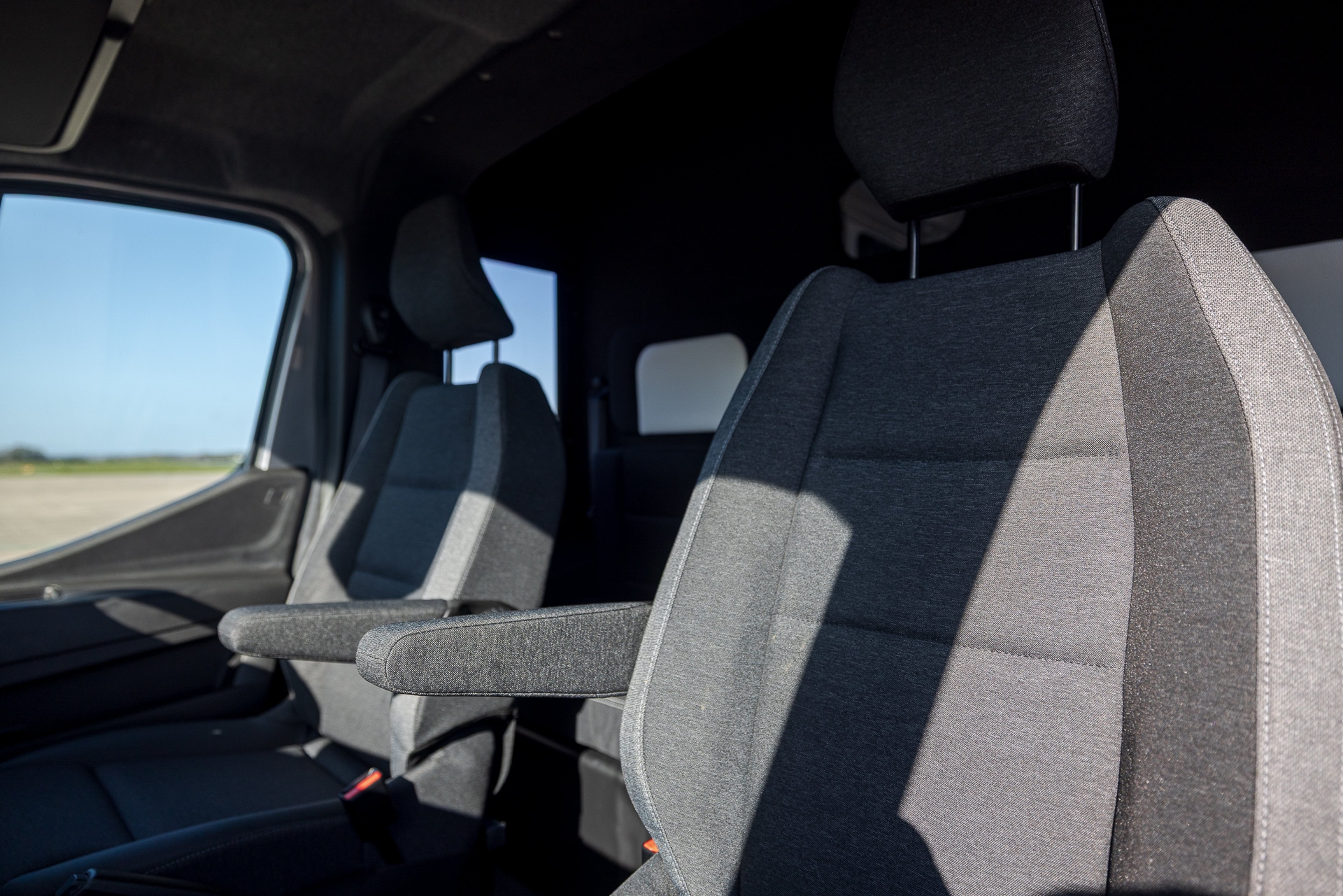 3.5t Renault Master by AKX - image 9 of 11