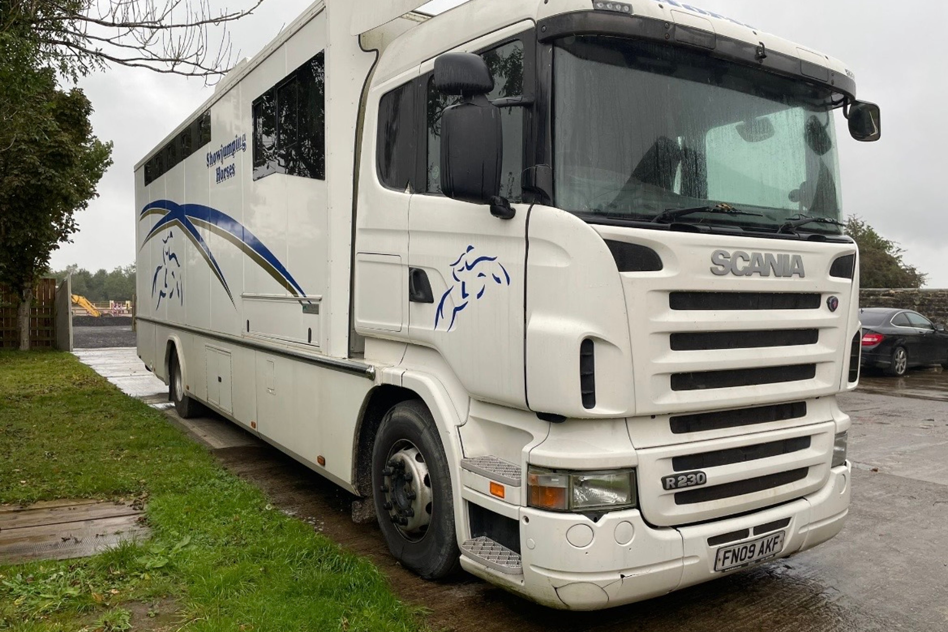 18T Scania R230 - Five Stalls
