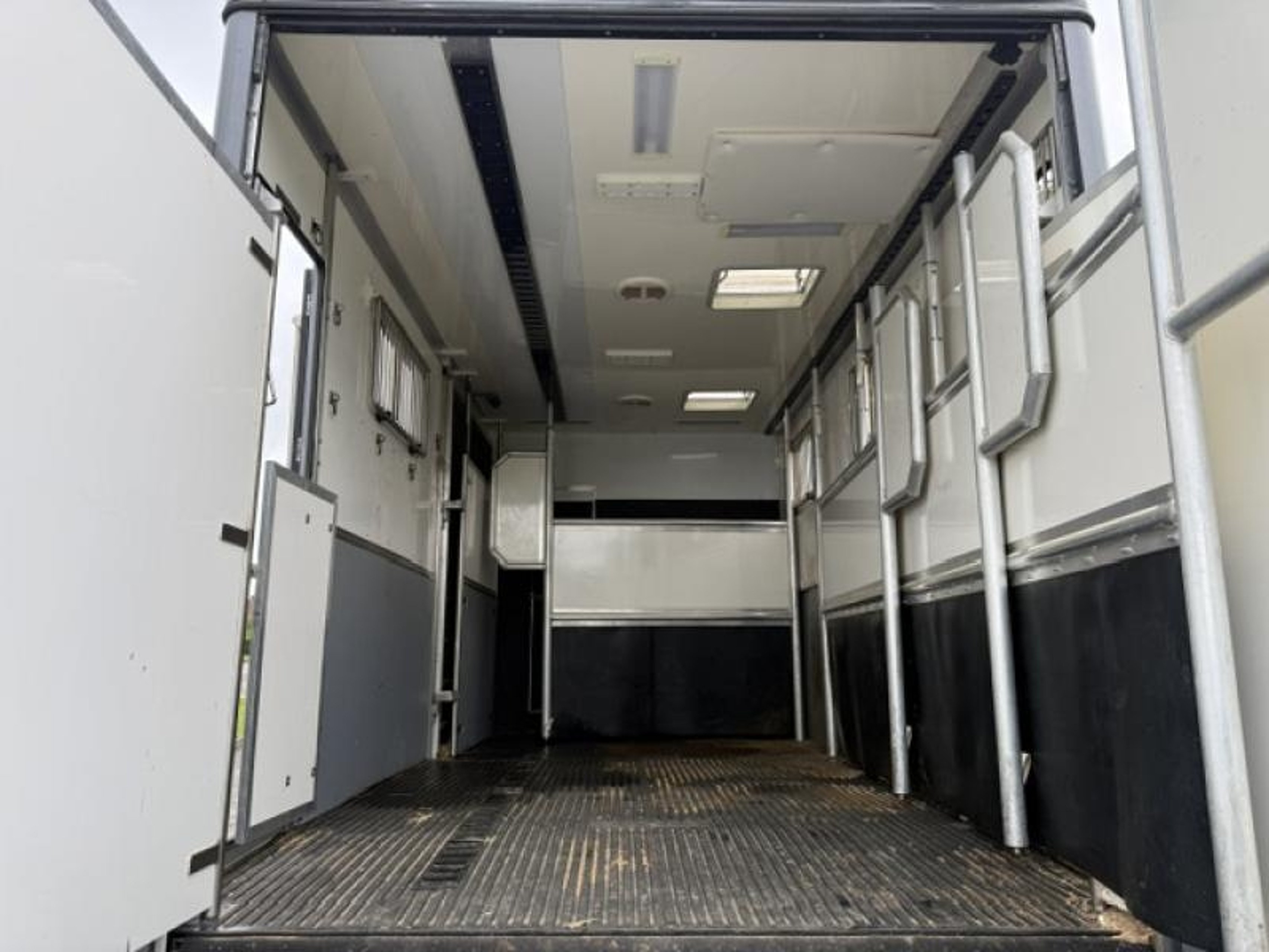 13t DAF Lf 180 by Browns - image 16 of 18