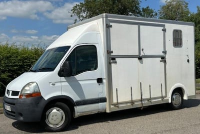3.5t Renault Master by JMS