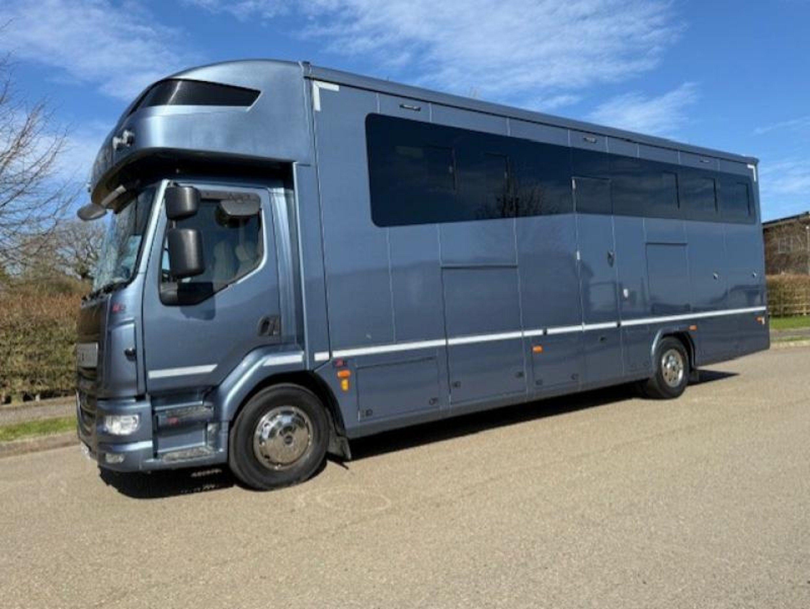15t DAF LF 230 by PRB Horseboxes - image 4 of 18