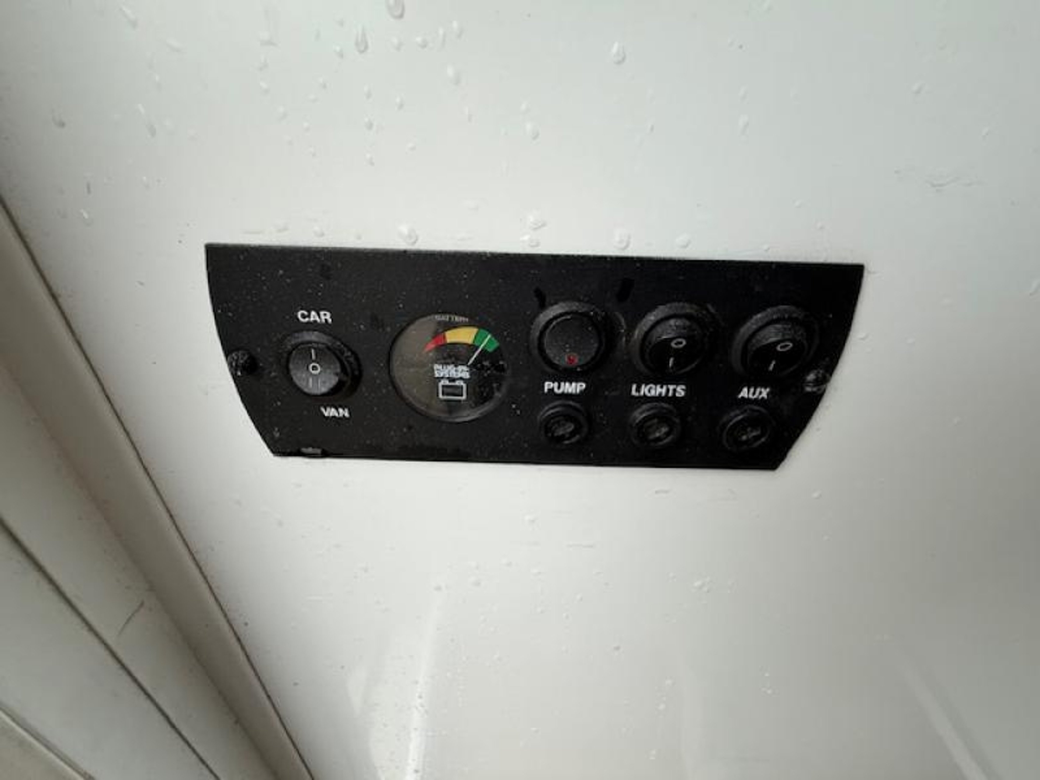 18T Mercedes-Benz Atego by Prater Coach Works - image 7 of 14