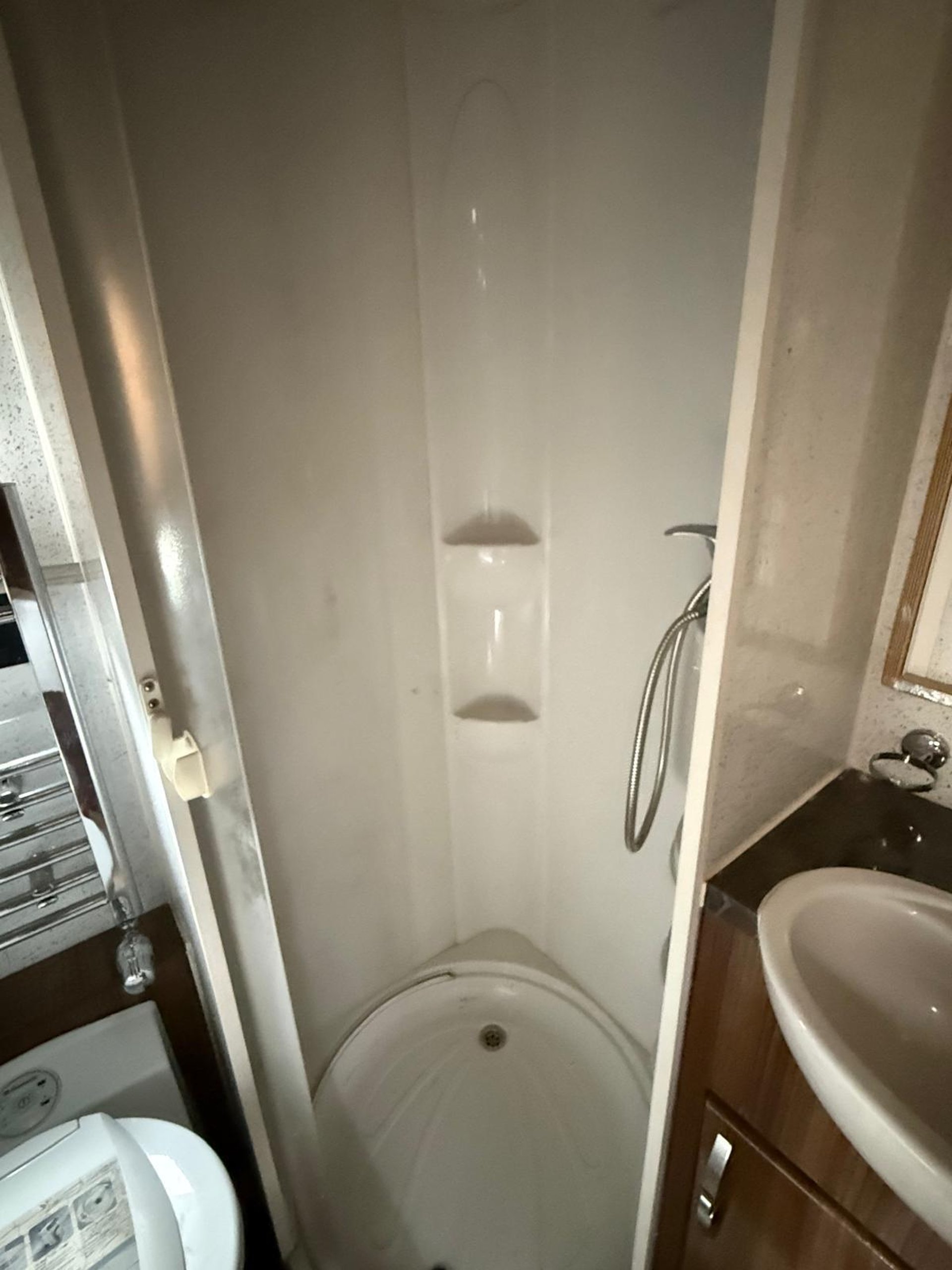 Pre-Owned 7.5T Equi-Trek Endeavour Elite (ref. SH226) - image 7 of 12