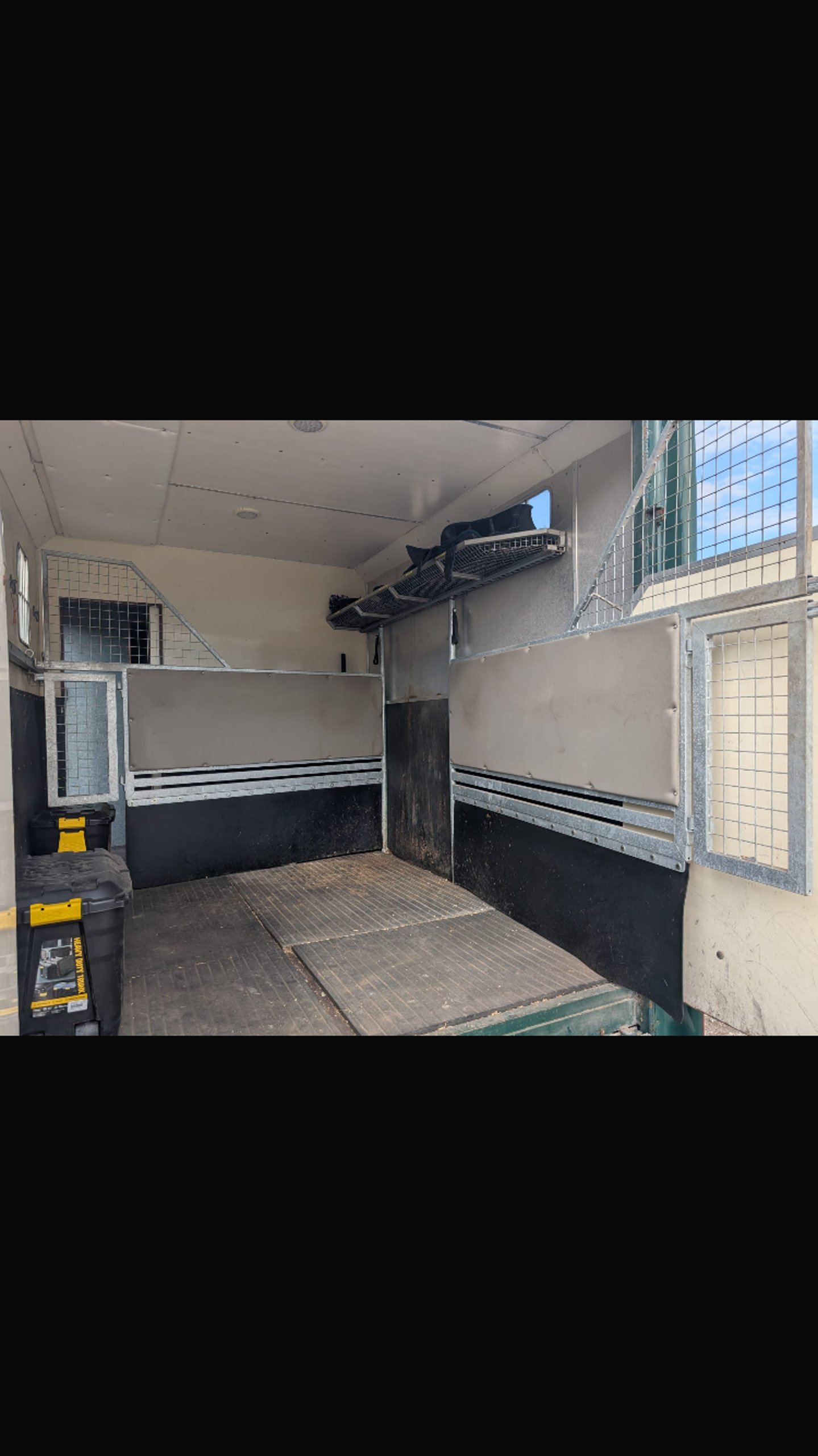 7.5t Ford Iveco | 2003 - image 10 of 11