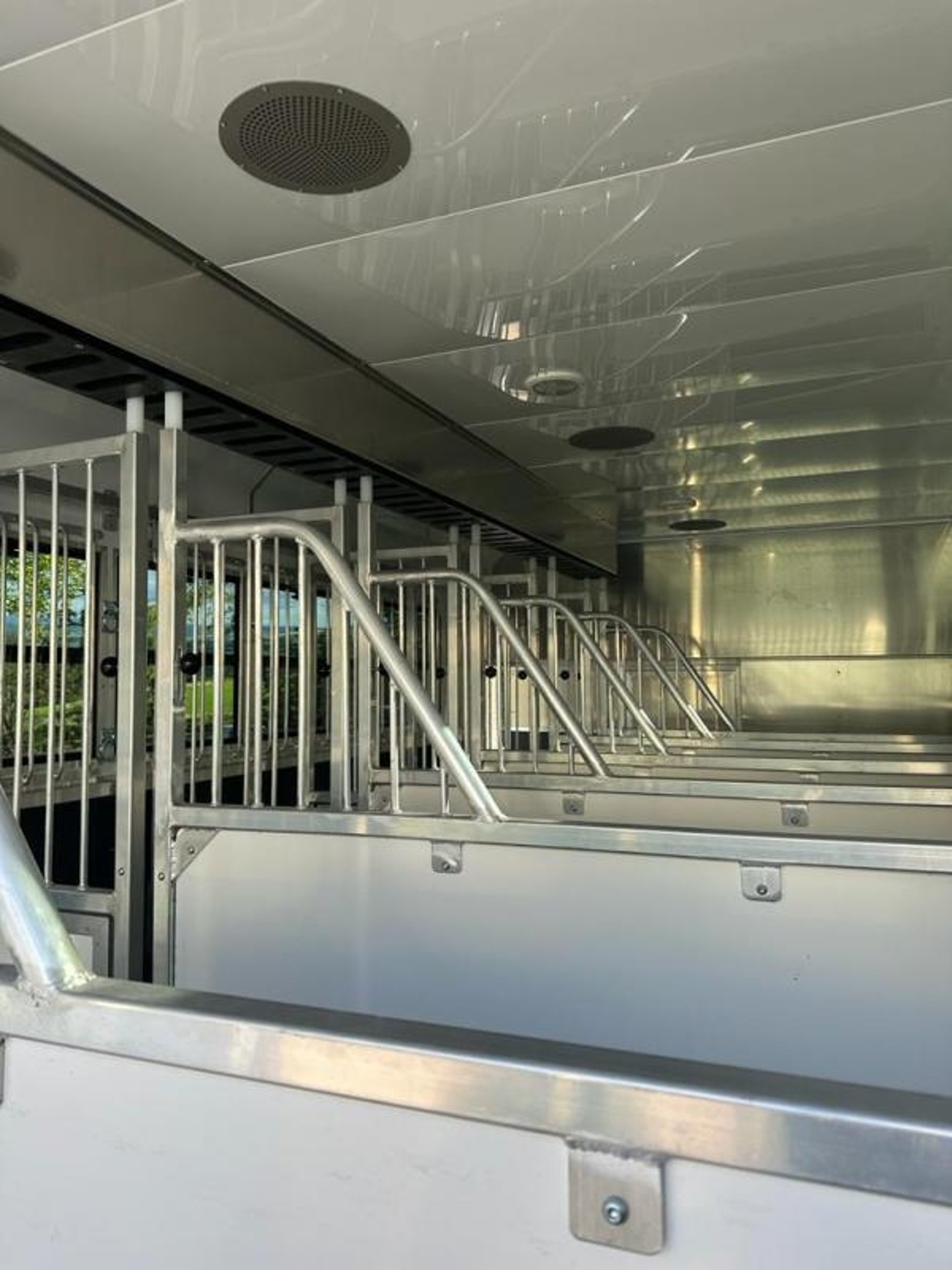 18T DAF CF 440 Spacecab - Stalled for Seven - image 7 of 12