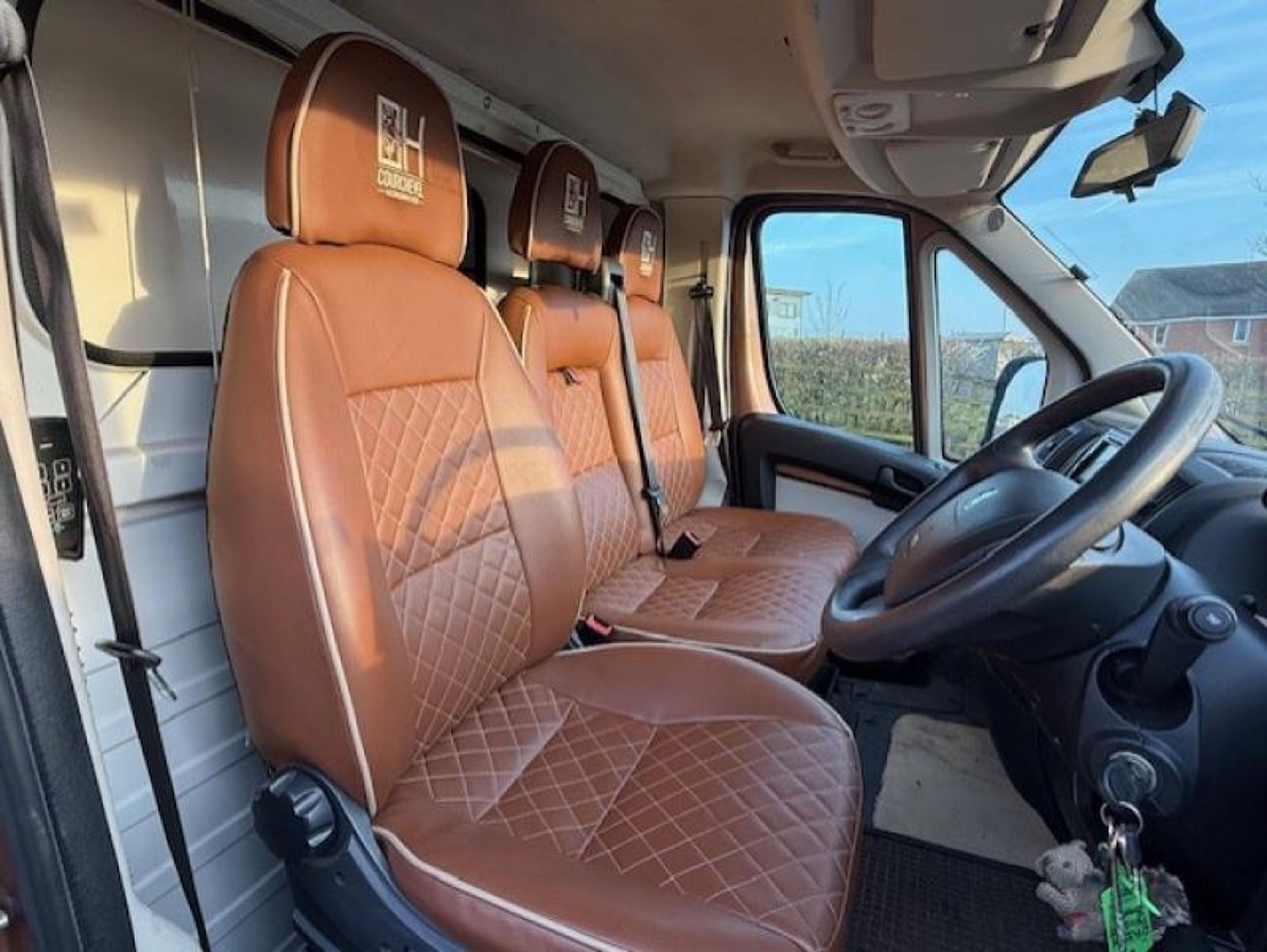 5t Peugeot Boxer by Courchevel - image 2 of 15