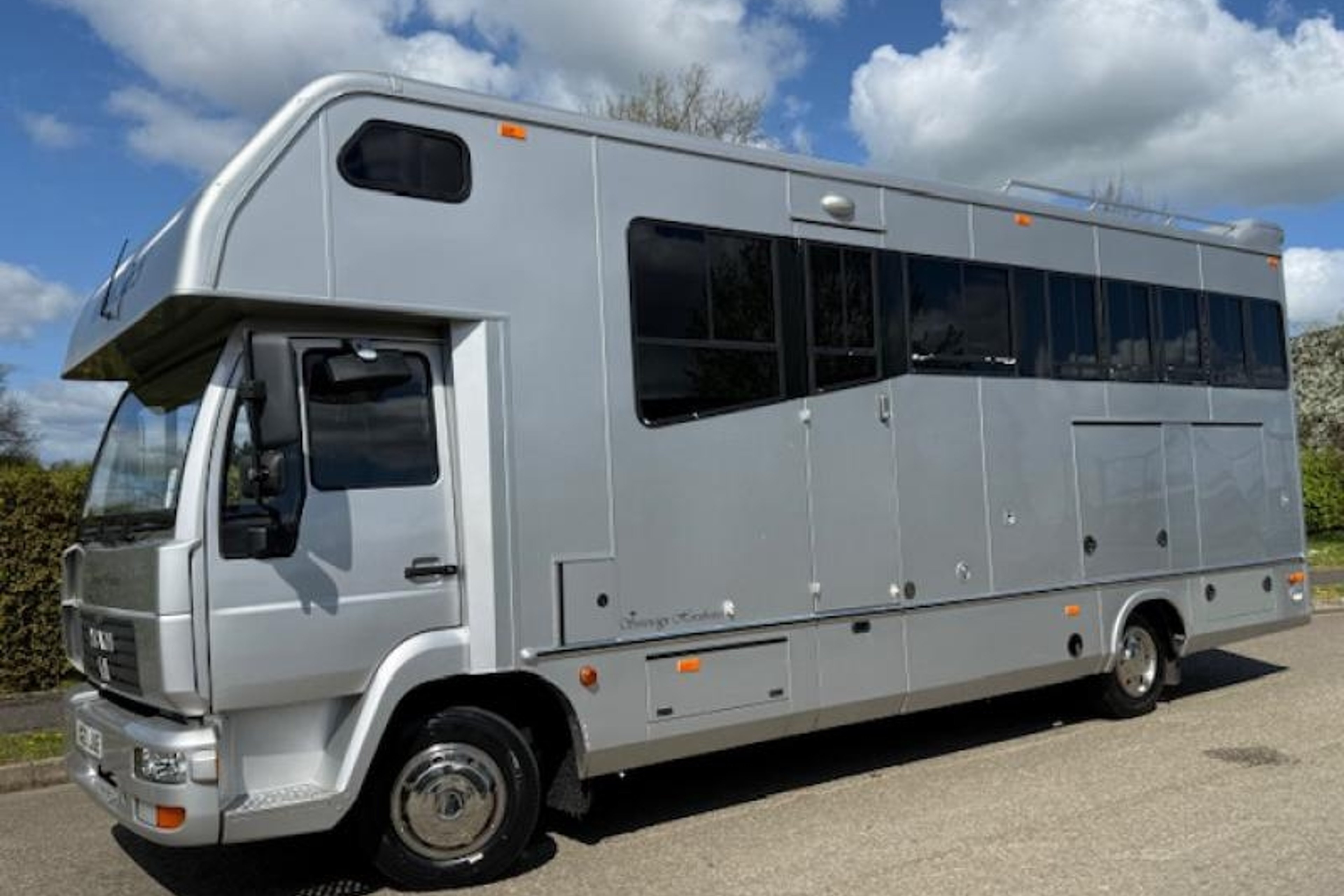 7.5t MAN by Sovereign Horseboxes