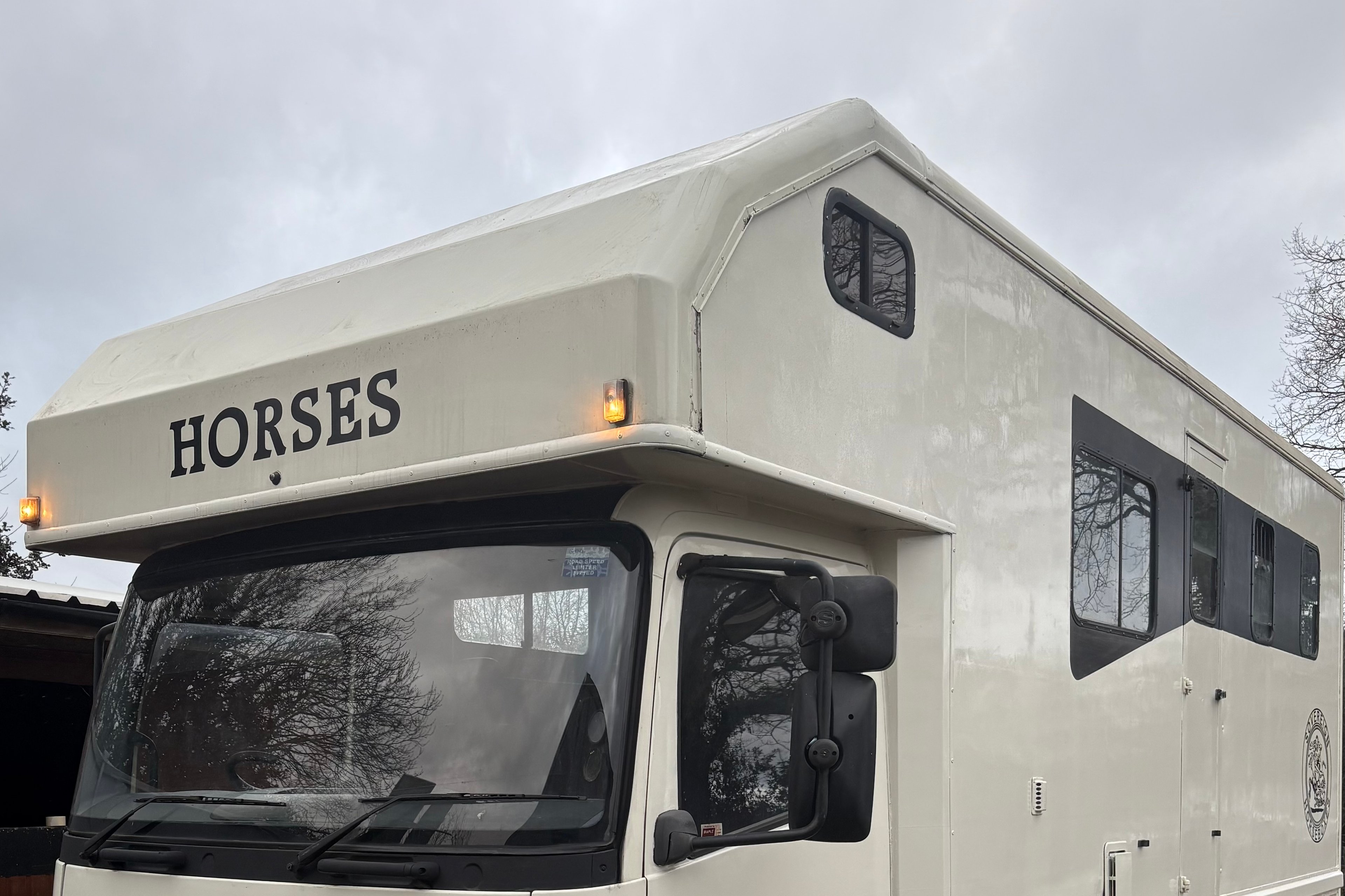7.5T Mercedes Sovereign Horsebox