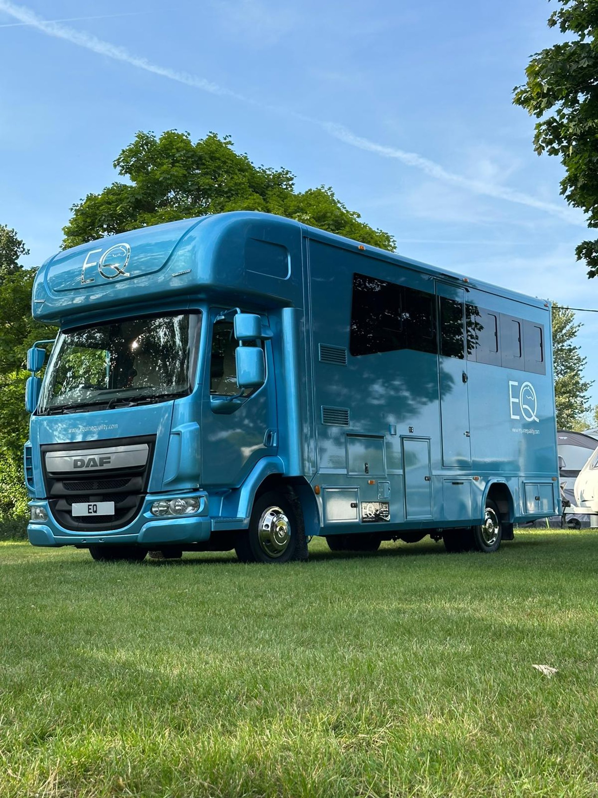 7.5t EQ-built DAF Luxury Horsebox - image 1 of 1