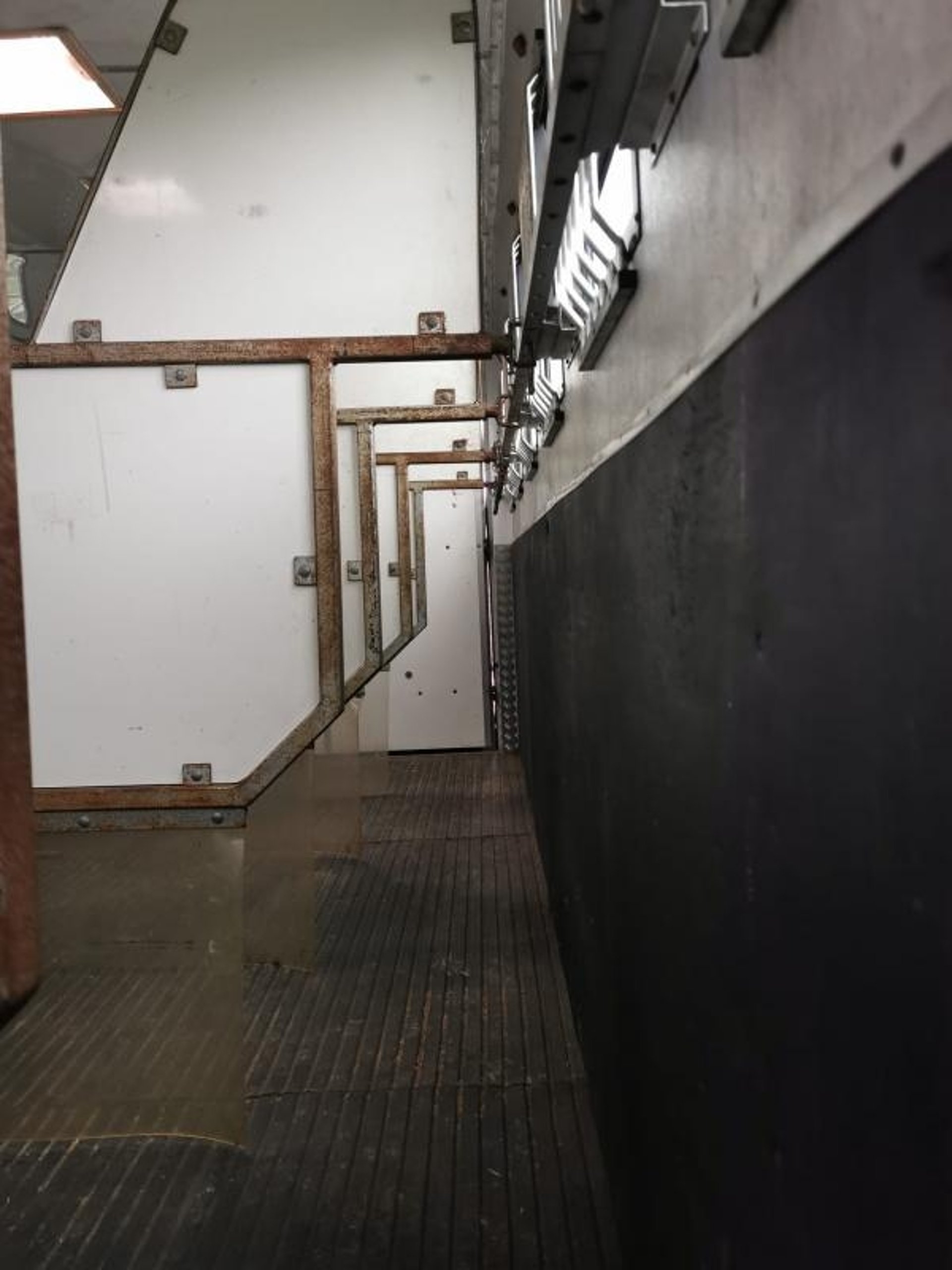 18T DAF CF 440 Spacecab - Stalled for Seven - image 10 of 12