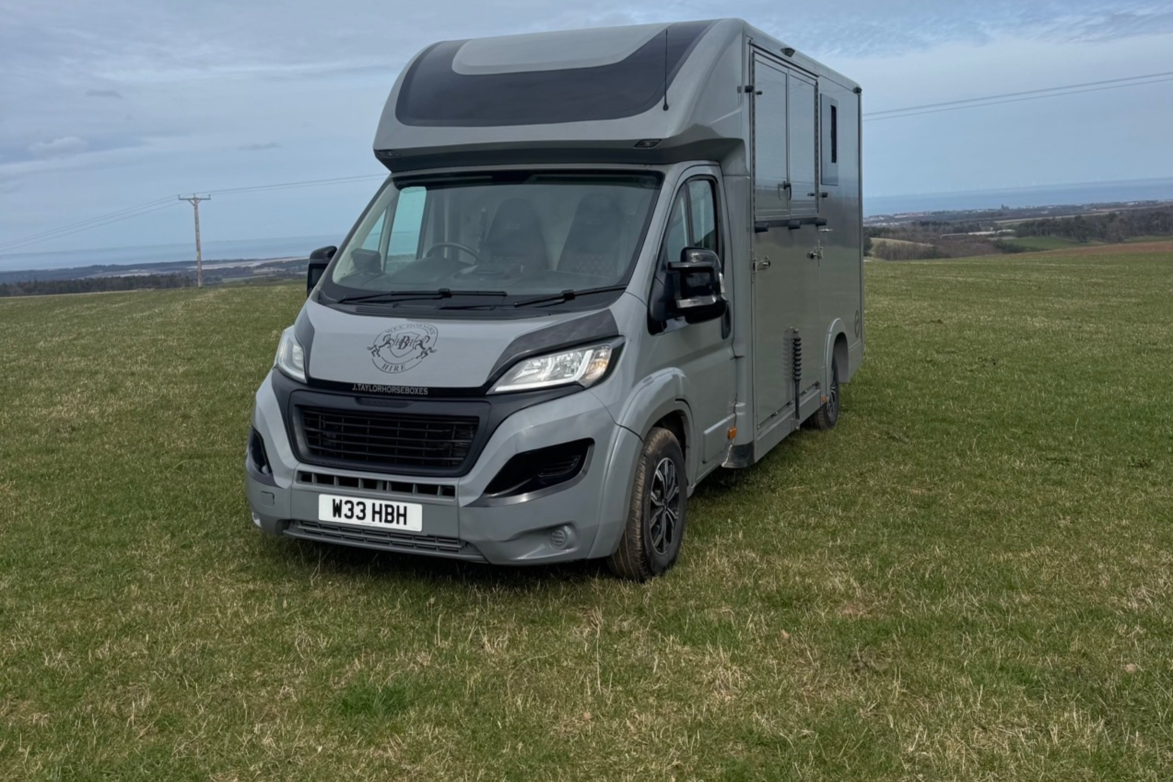 2025 Peugeot Boxer 3.5T Horsebox by JTH