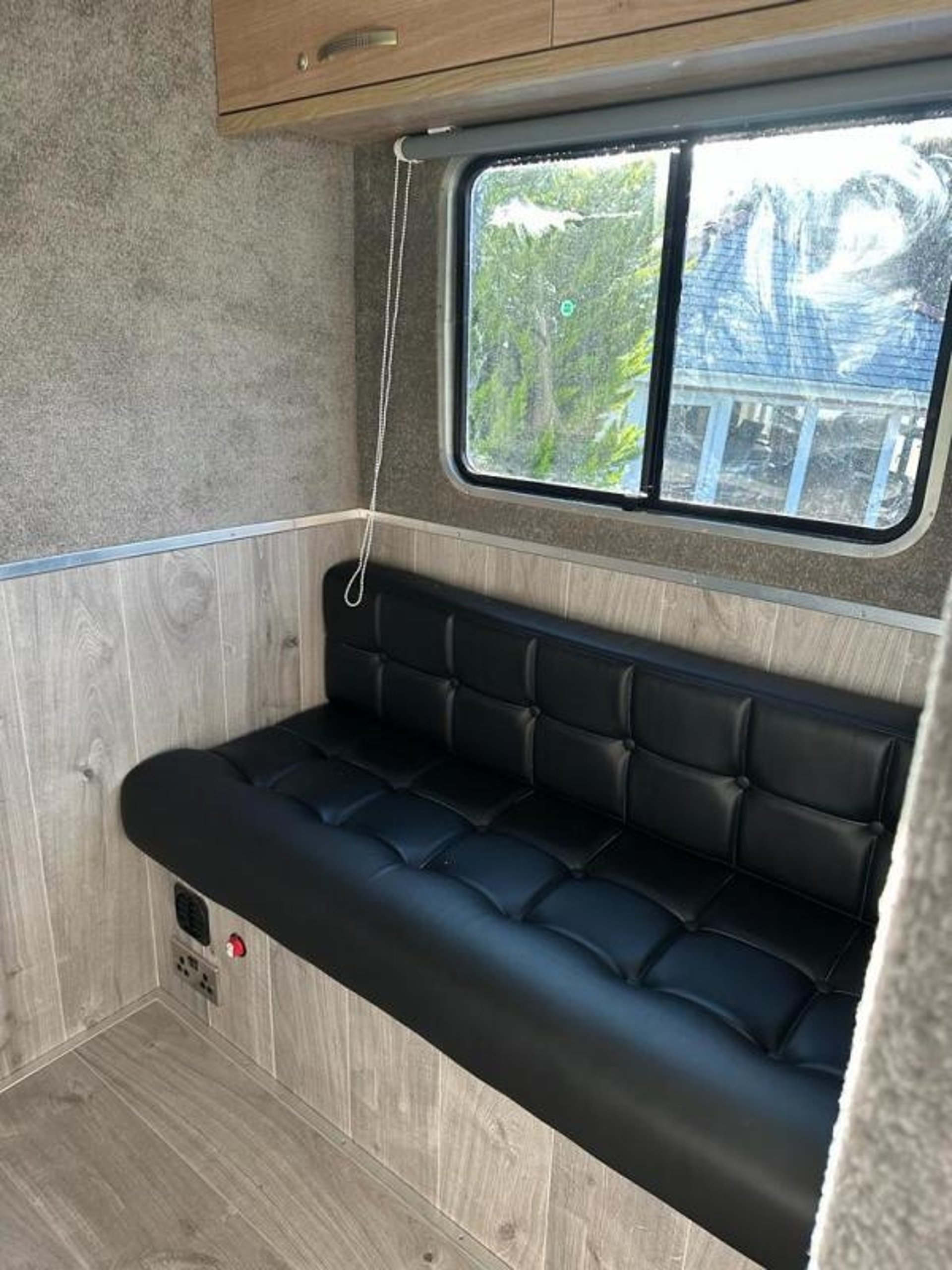 18T DAF CF 440 Spacecab - Stalled for Seven - image 4 of 12