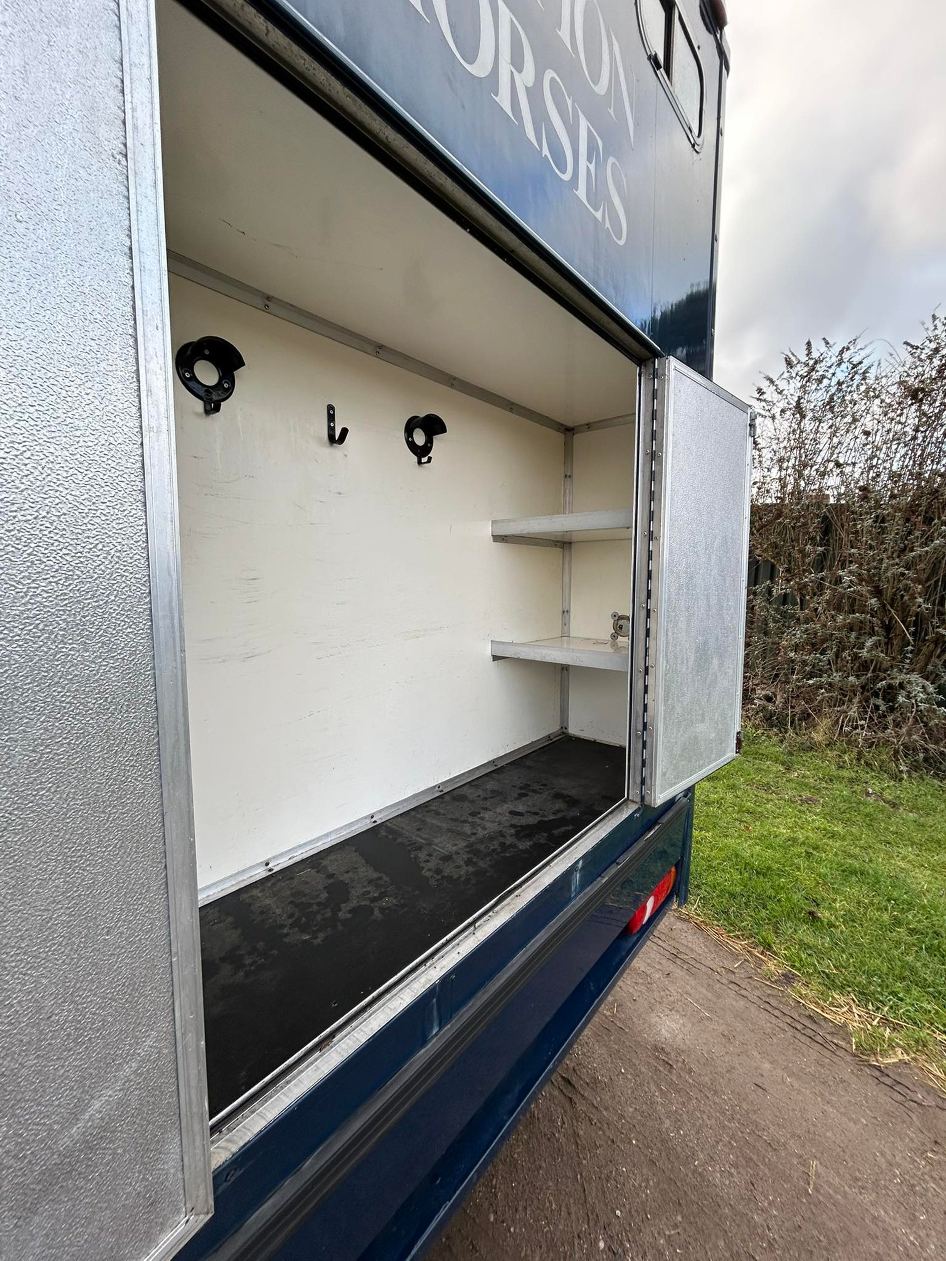 2003 6.5T Iveco Trophy Twin - image 12 of 13