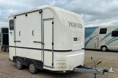 2008 Equi-Trek Space Treka M