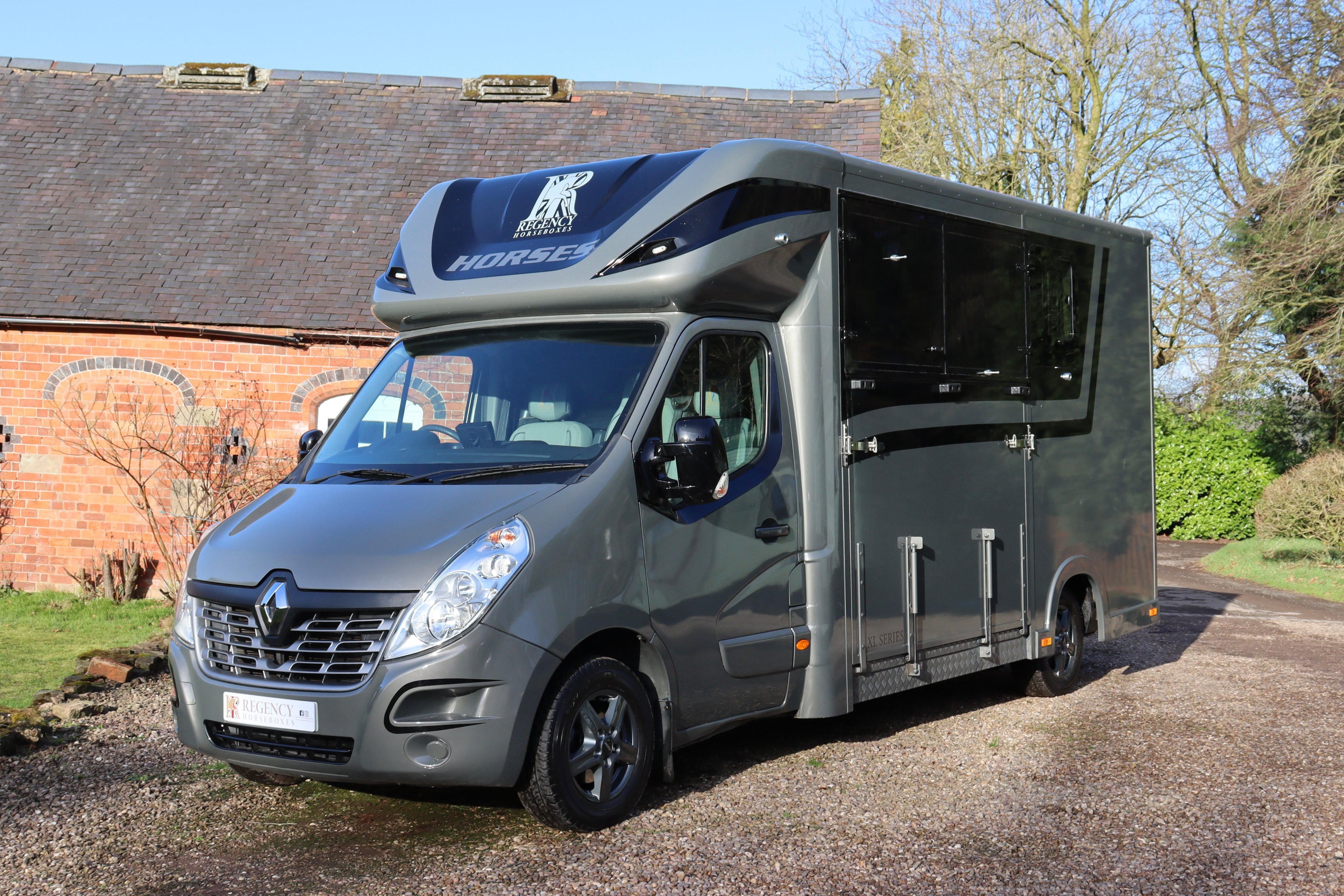 Renault Master | 2018 | Long Stall Stallion | 3.5T Horsebox - image 1 of 1
