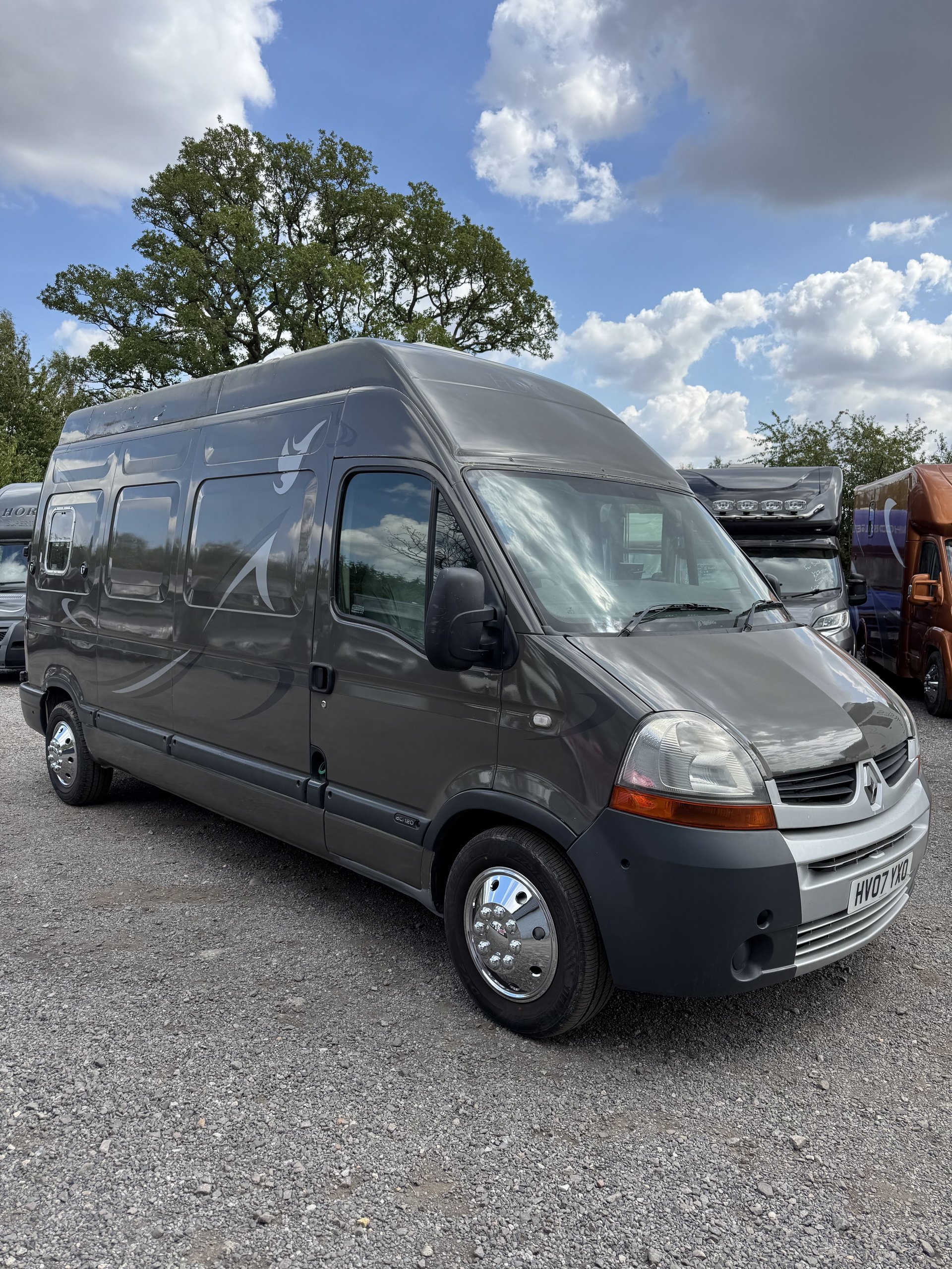 3.5T Van Conversion by South West Horseboxes - image 1 of 1