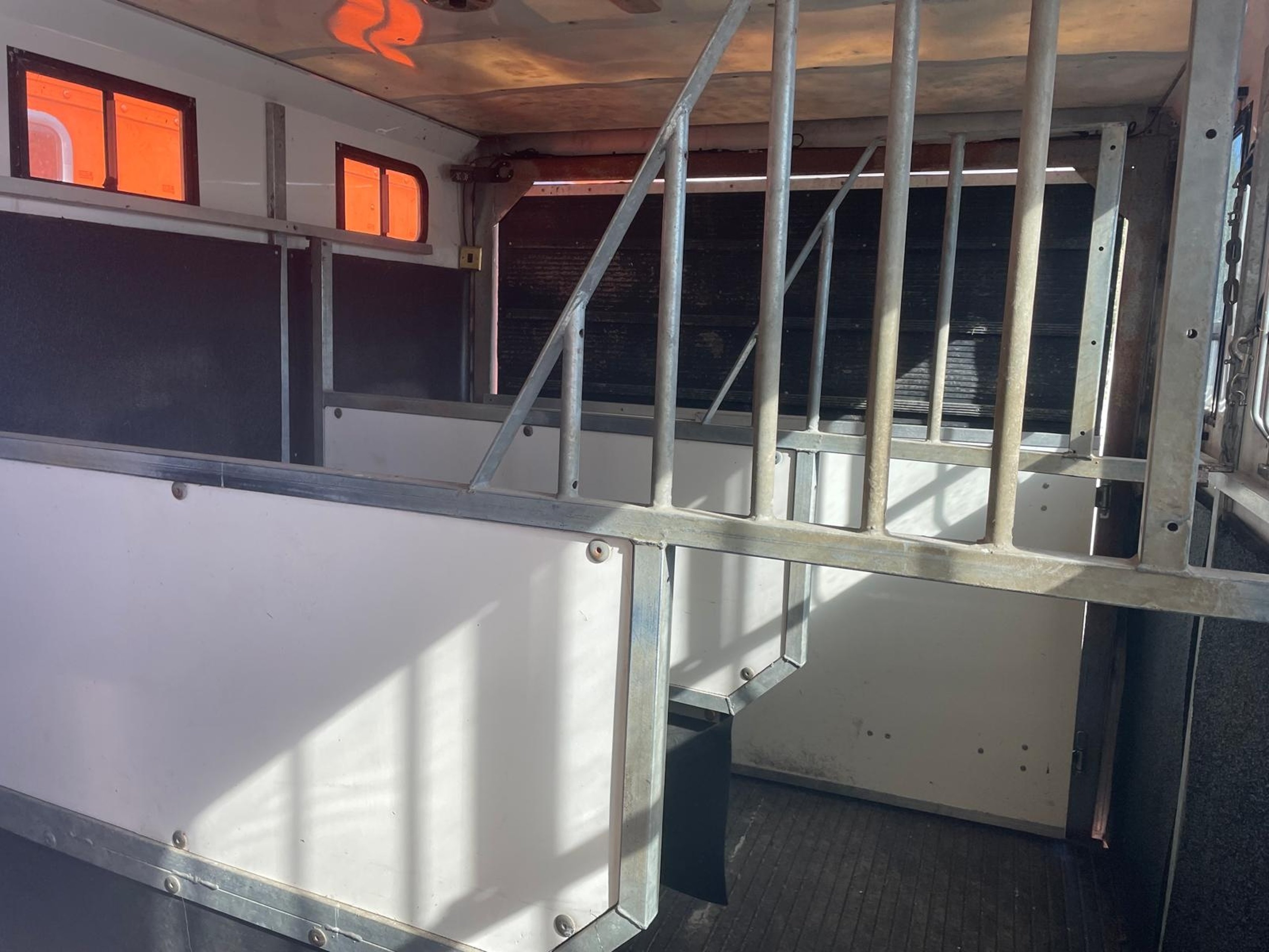 Pre-Owned 7.5T Mercedes Atego (ref. SHCPE) - image 9 of 10