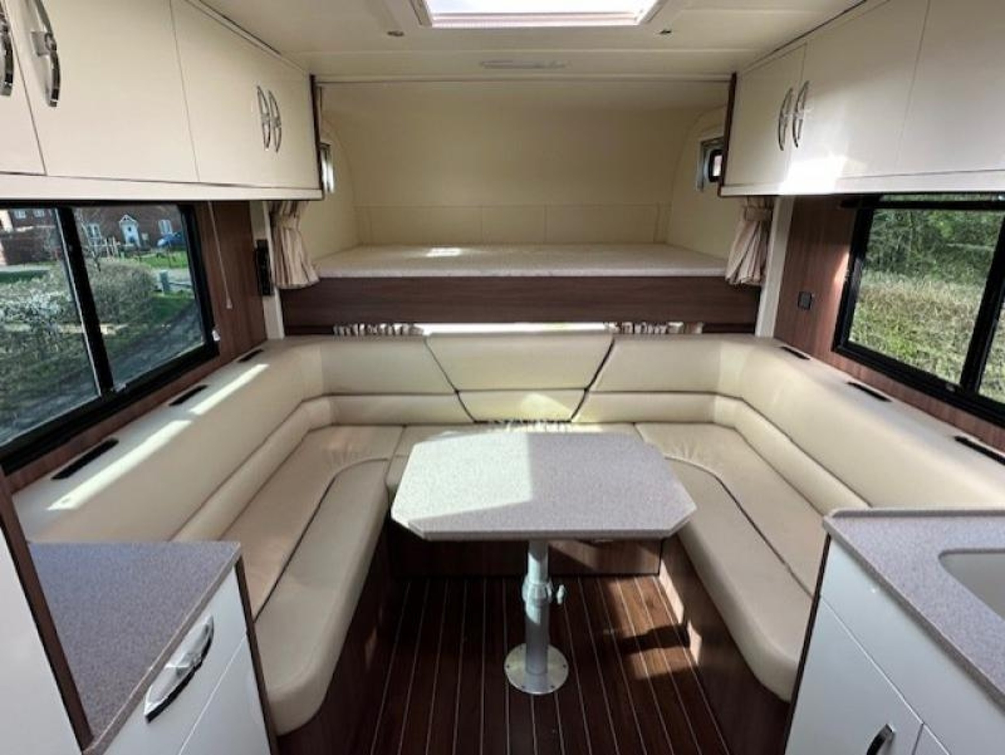 2017 Scania P250 - 18T "Prince" by Sovereign Coach Builders - image 3 of 12