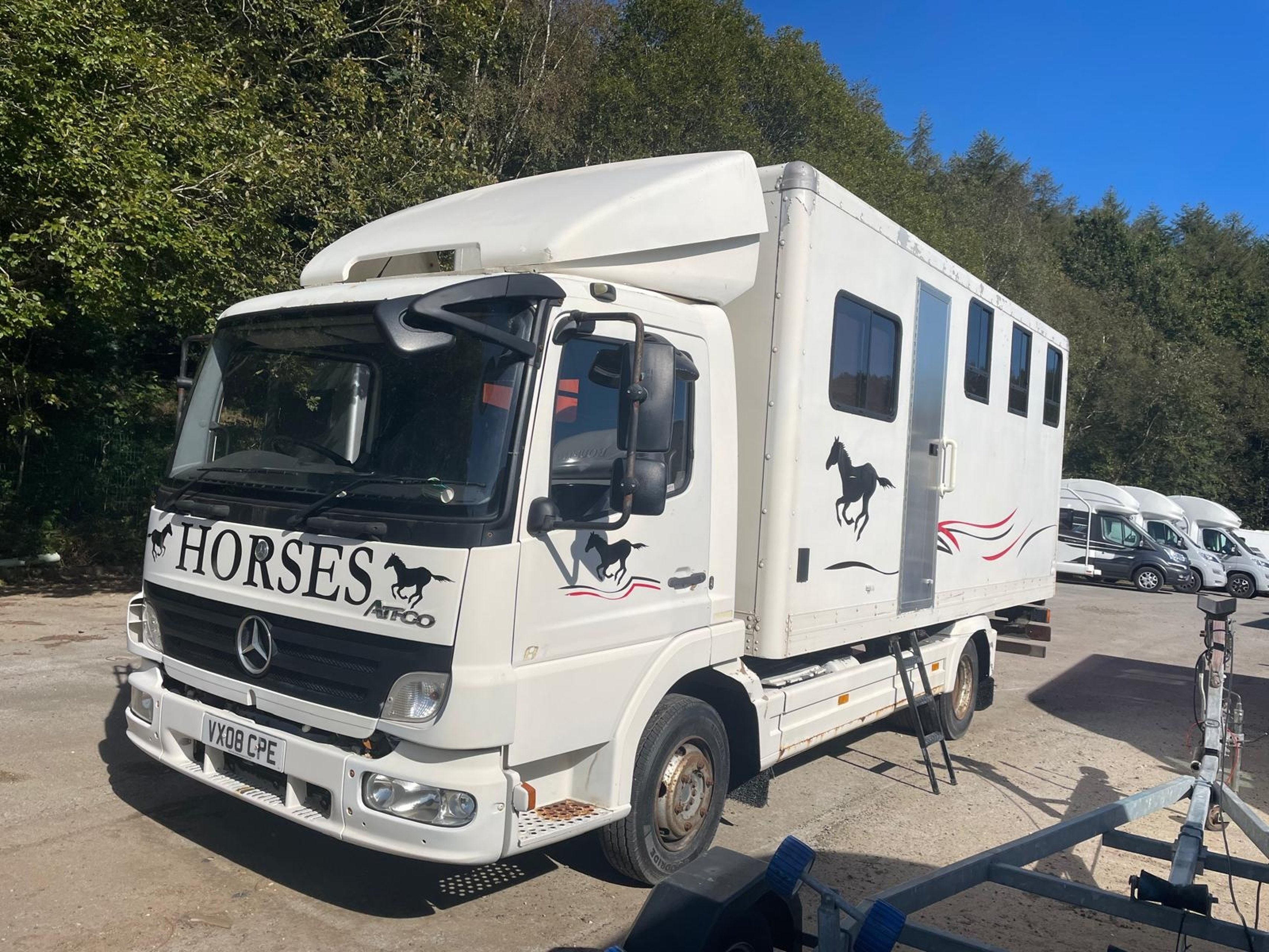 Pre-Owned 7.5T Mercedes Atego (ref. SHCPE) - image 3 of 10