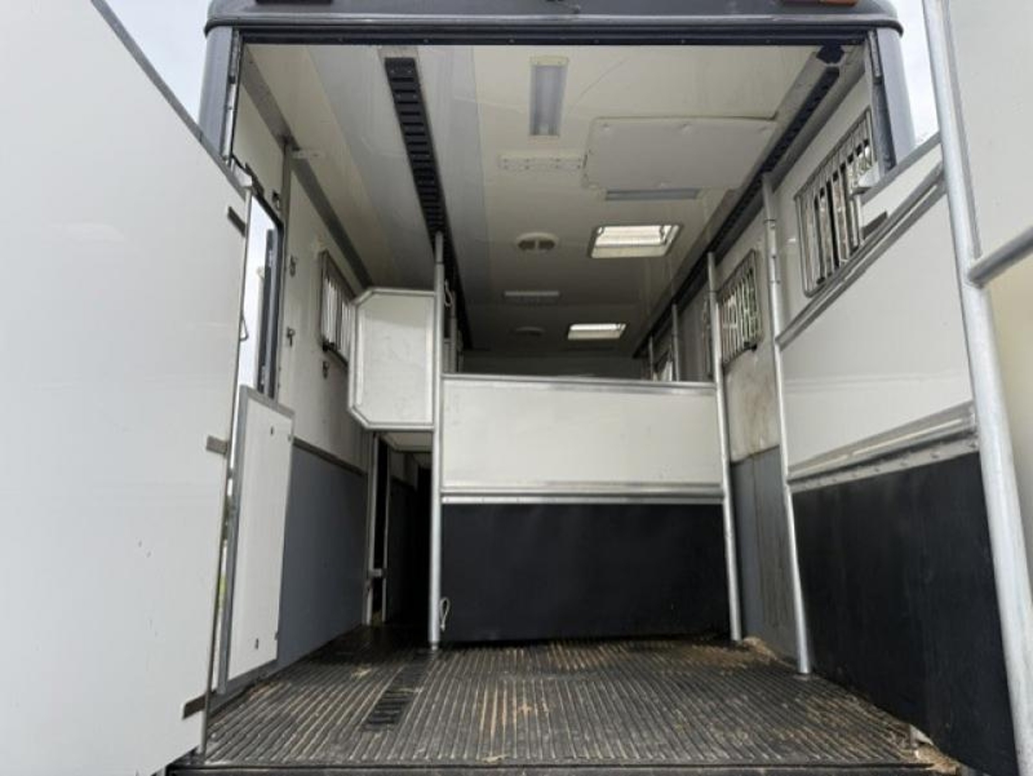 13t DAF Lf 180 by Browns - image 15 of 18