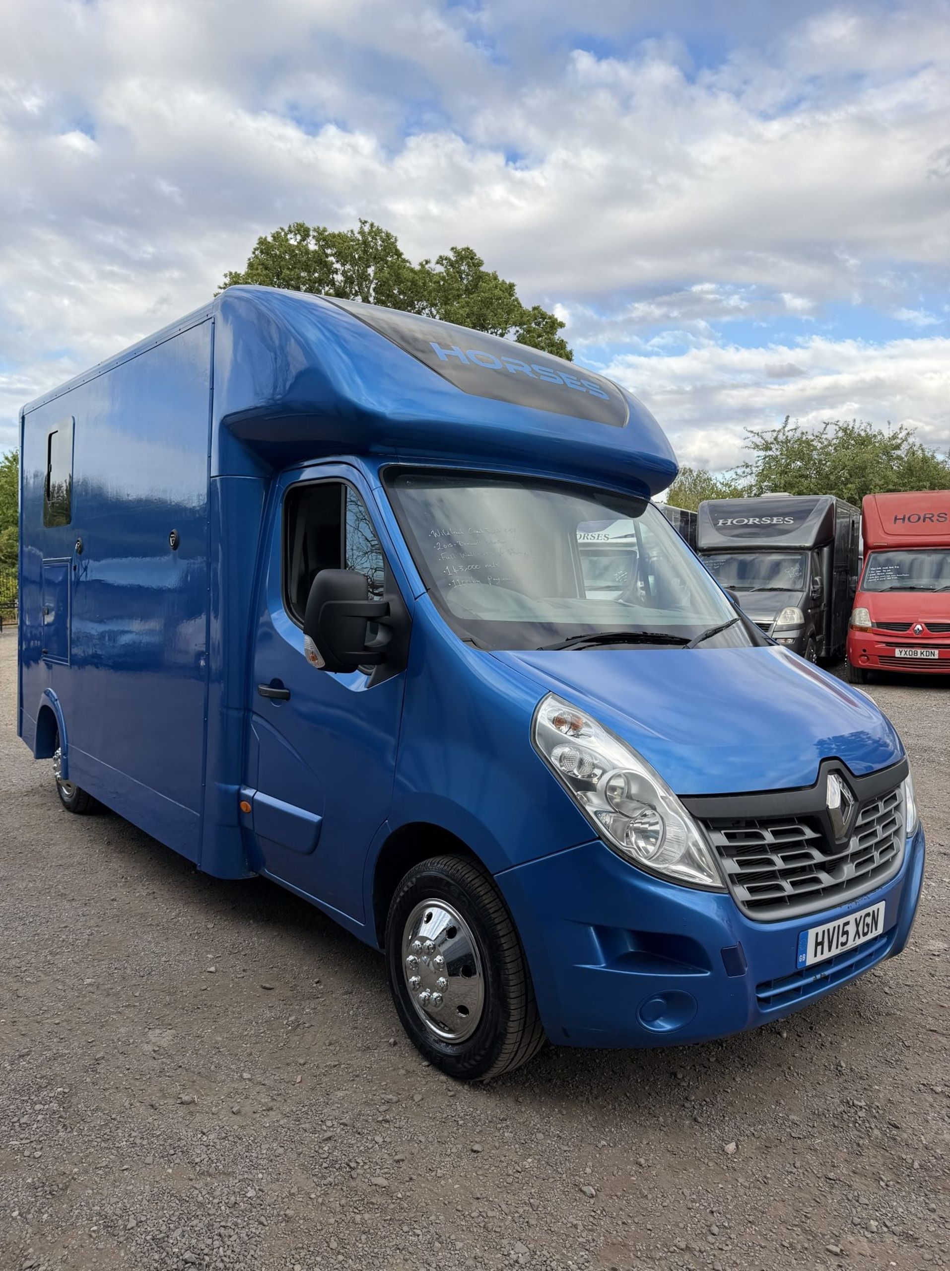 3.5t Renault Master by Cross Country - image 2 of 18