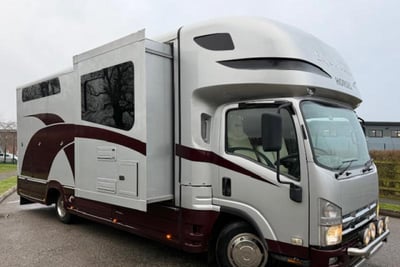 7.5T Equi-Trek Endeavour Elite - Isuzu N75.190