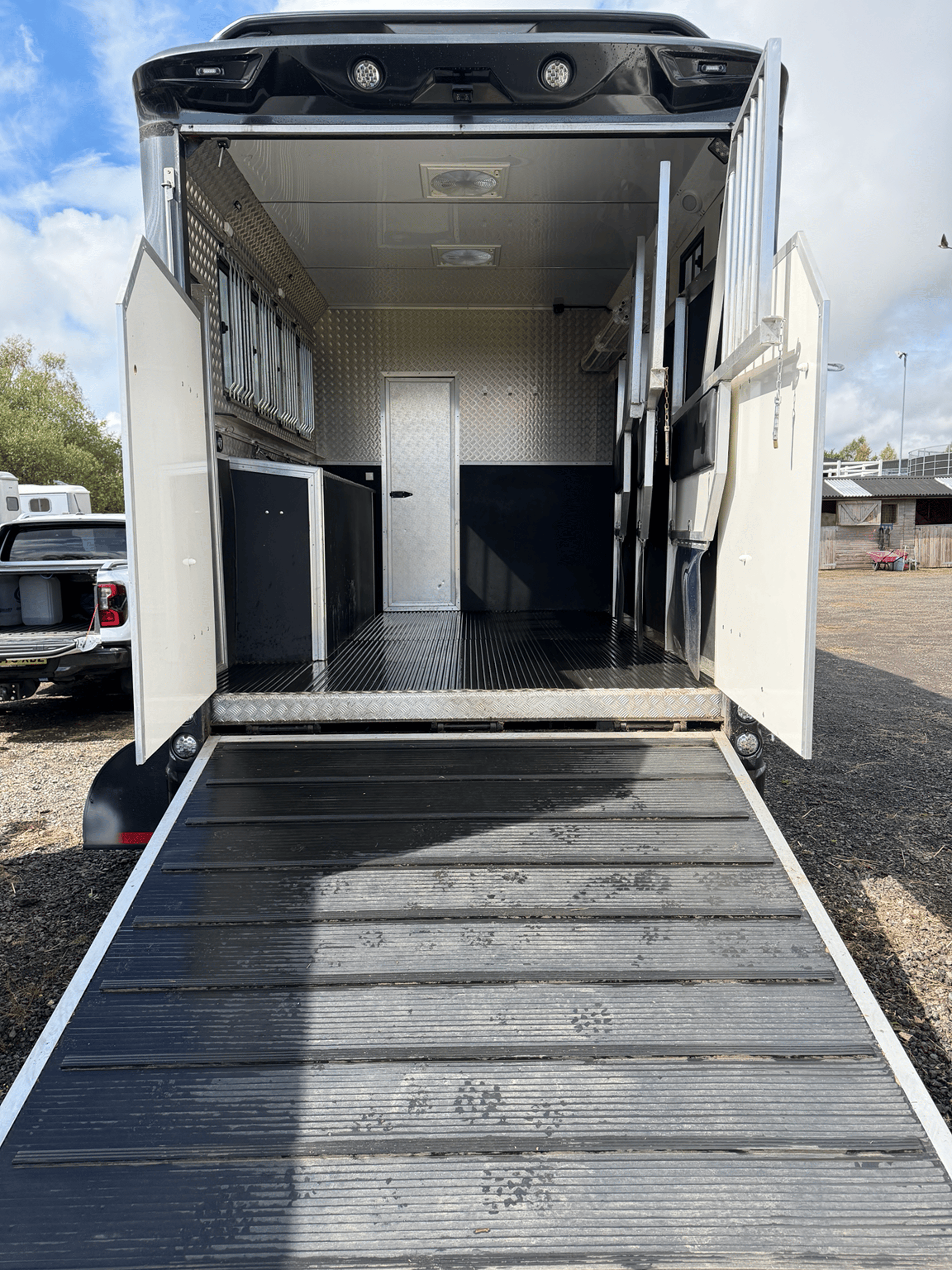 12t DAF LF 210 | Four Horse | 5/6 Berth | 2024 Build - image 8 of 18