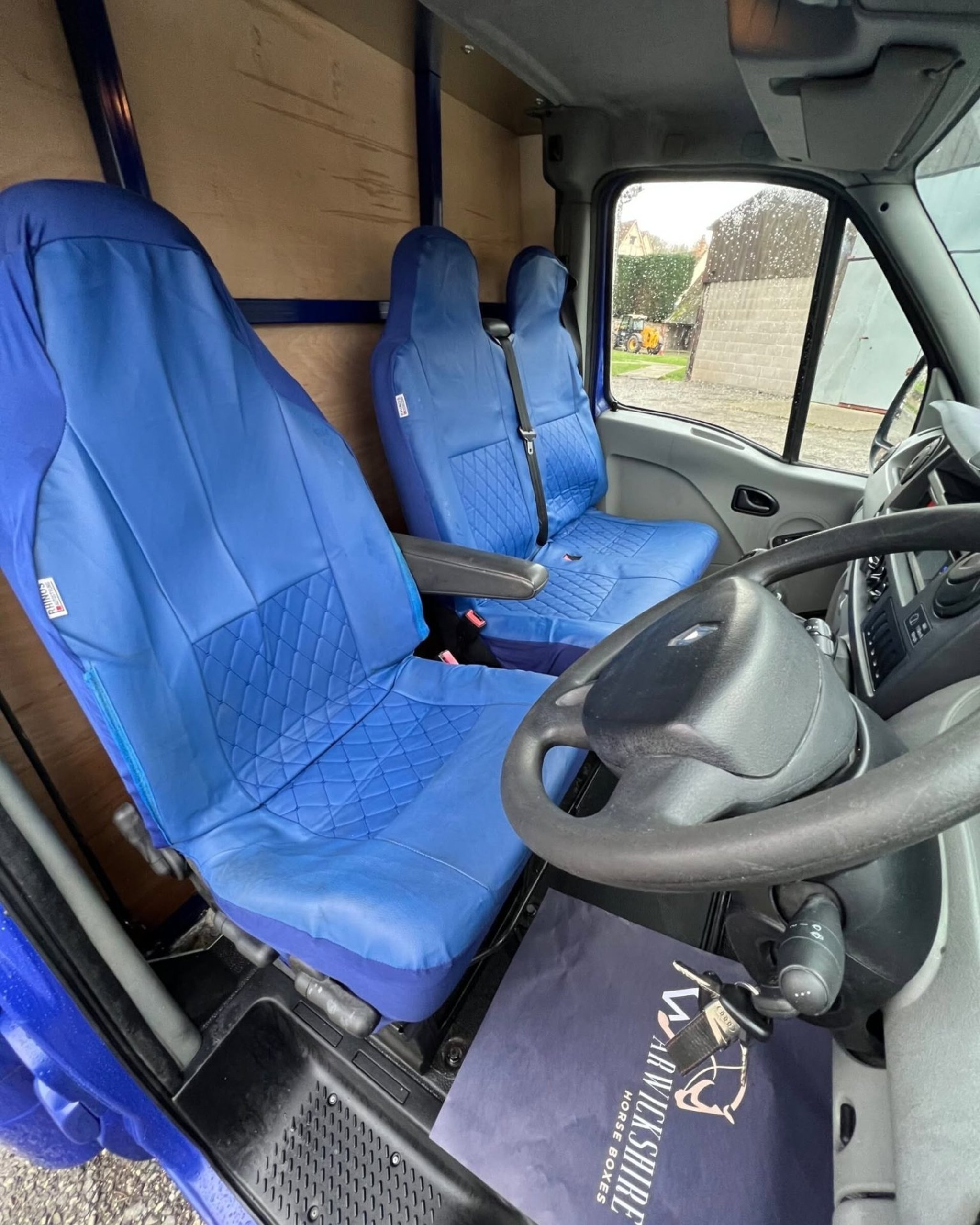 3.9t Renault Master by Compact - image 8 of 8