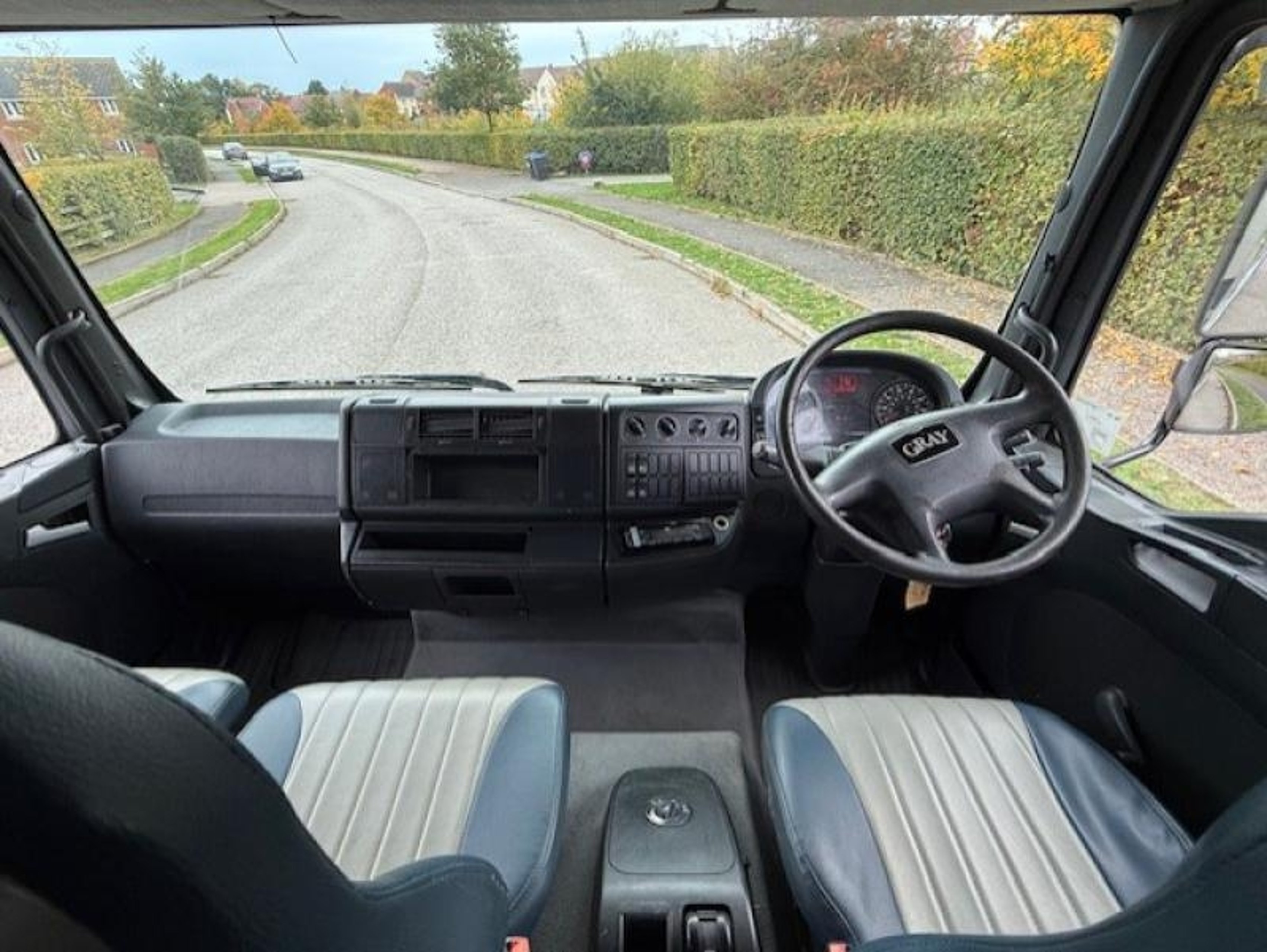 7.5t MAN TGL Automatic Horsebox - image 5 of 9