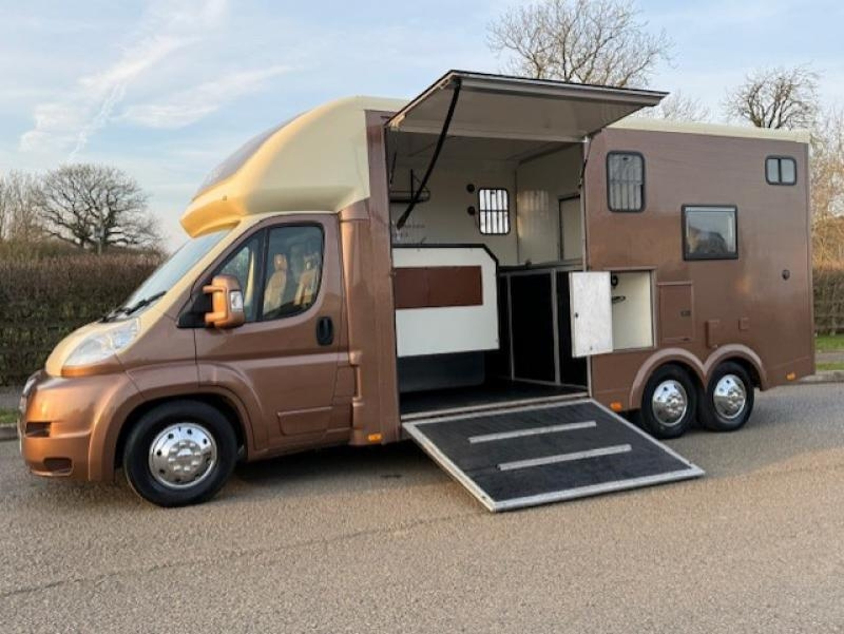 5t Peugeot Boxer by Courchevel - image 15 of 15